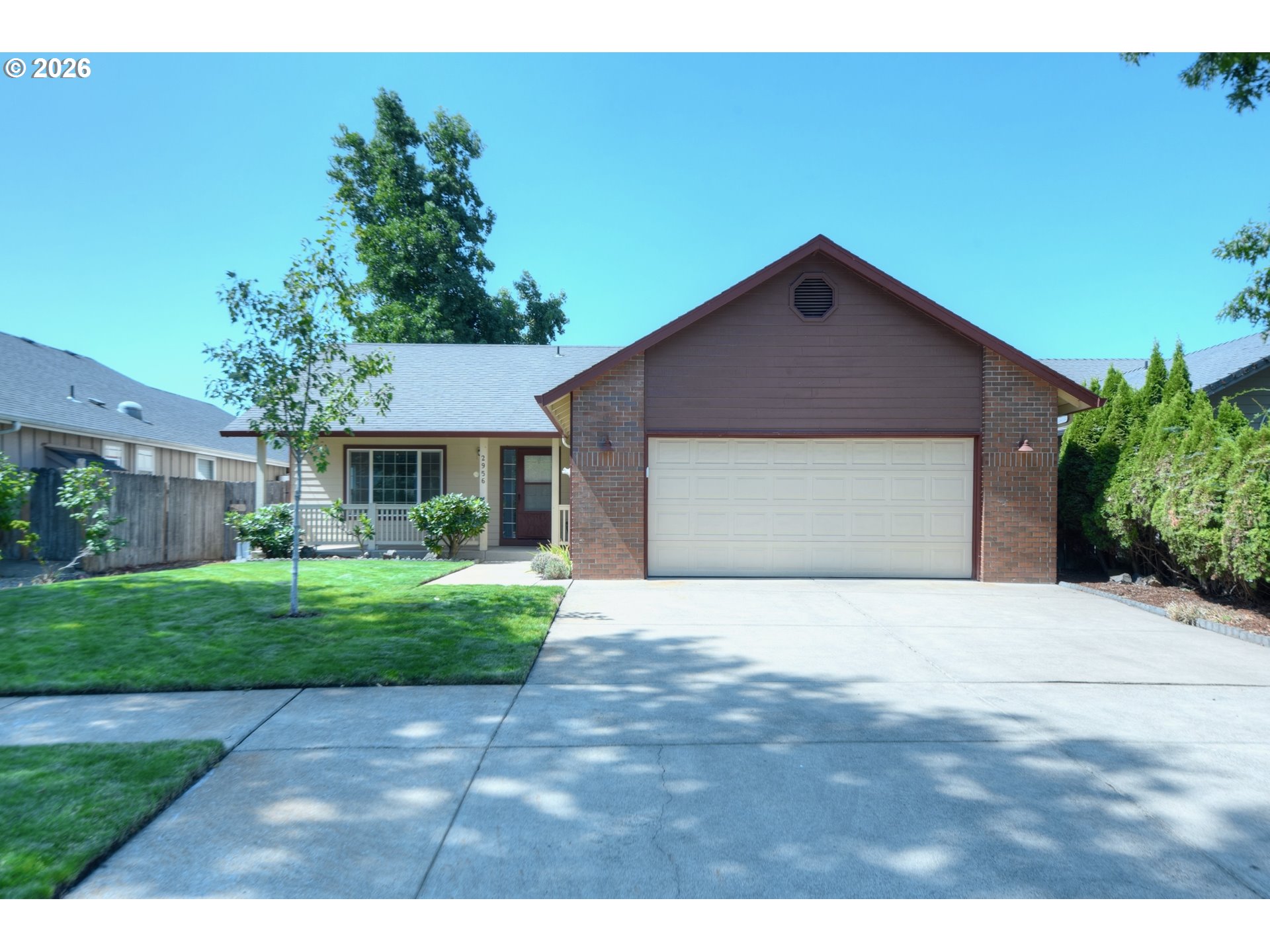 2956 Dahlia Ln — photo