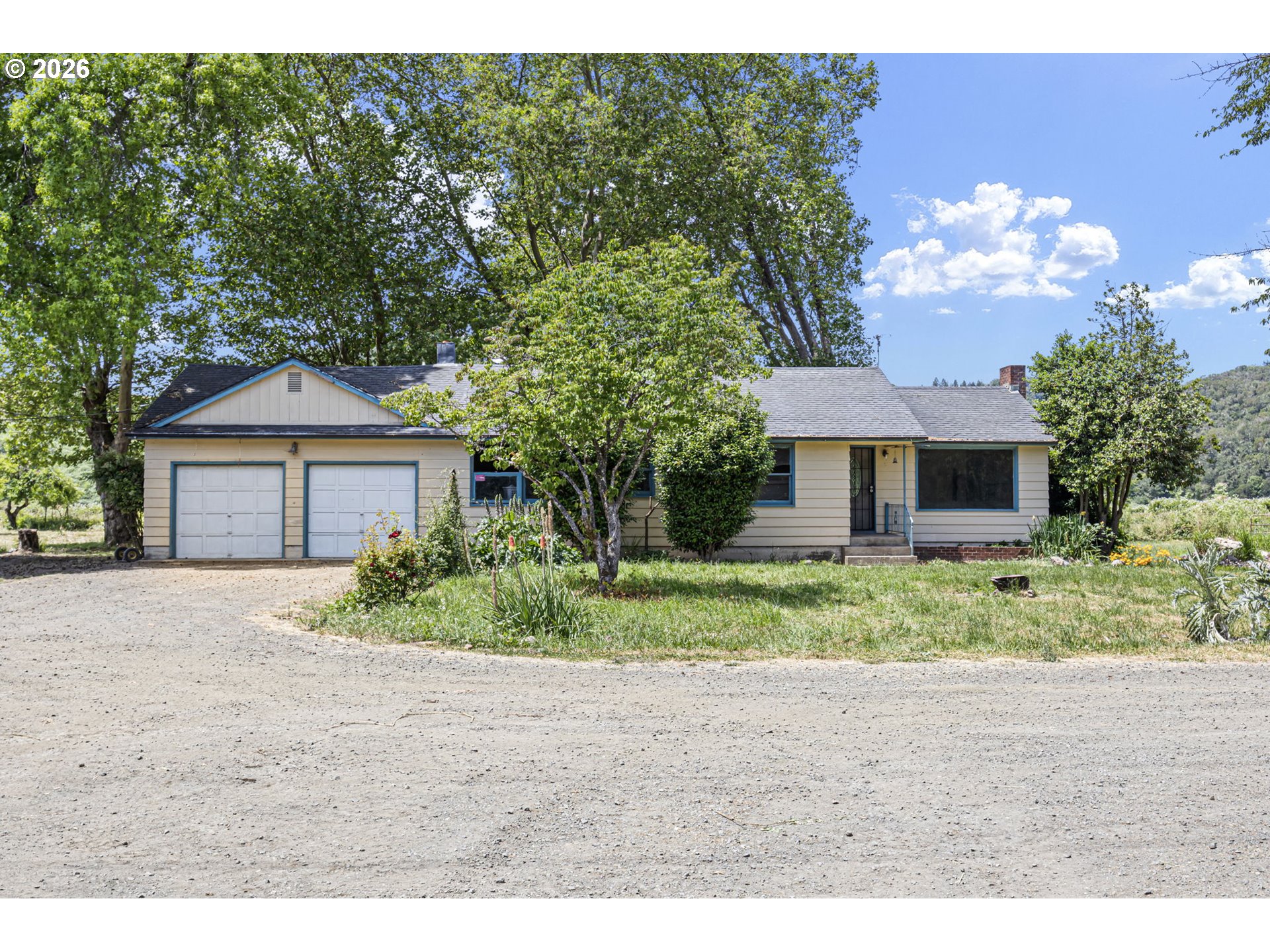 308 Helweg Rd, Winston, OR 97496