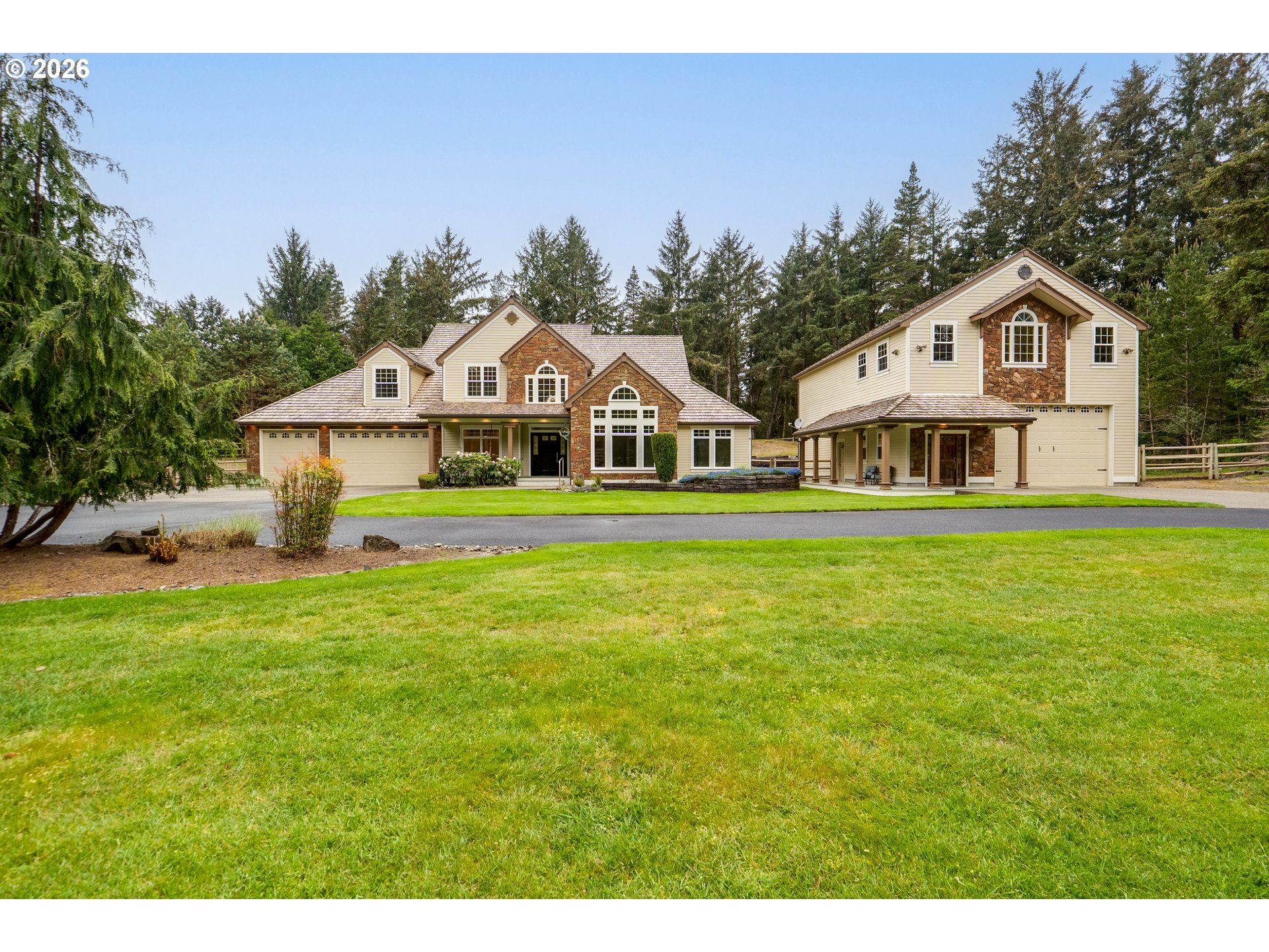 1471 SW Pine Dr — photo