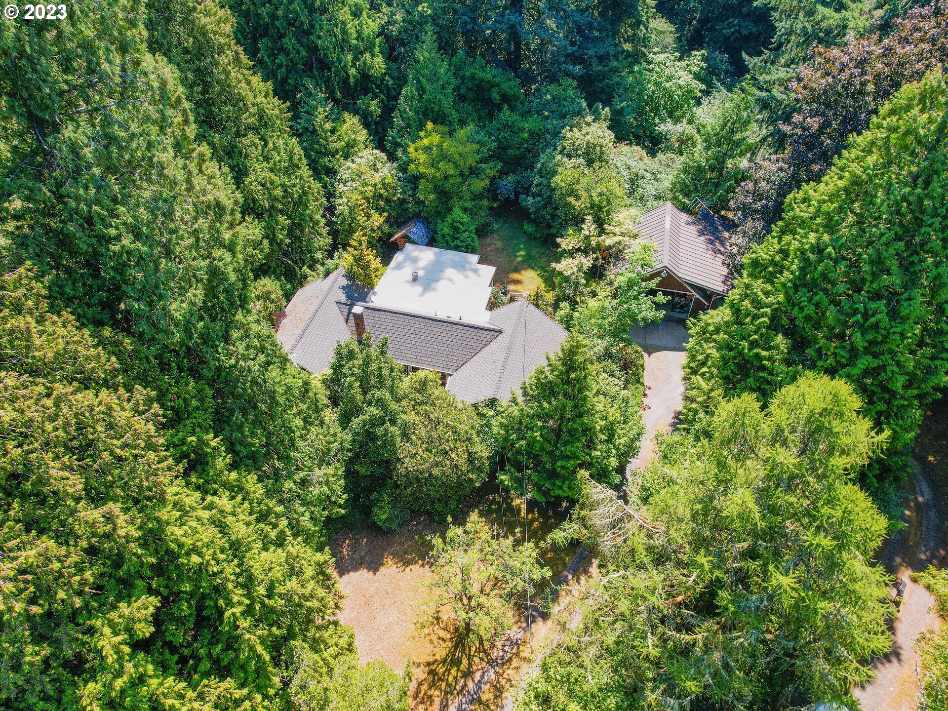 2440 SE Regner Rd — photo