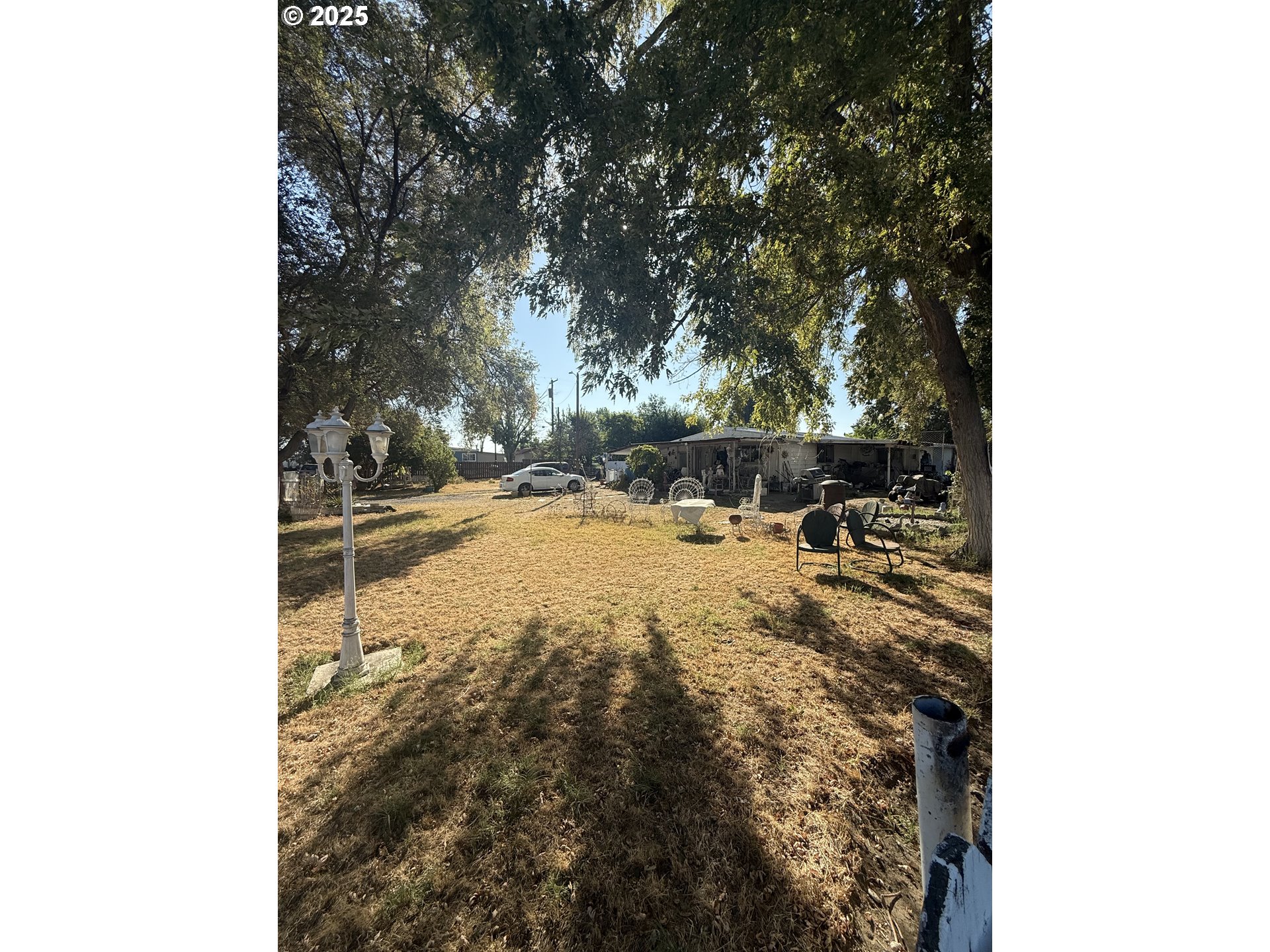 120 E Oregon Ave — photo