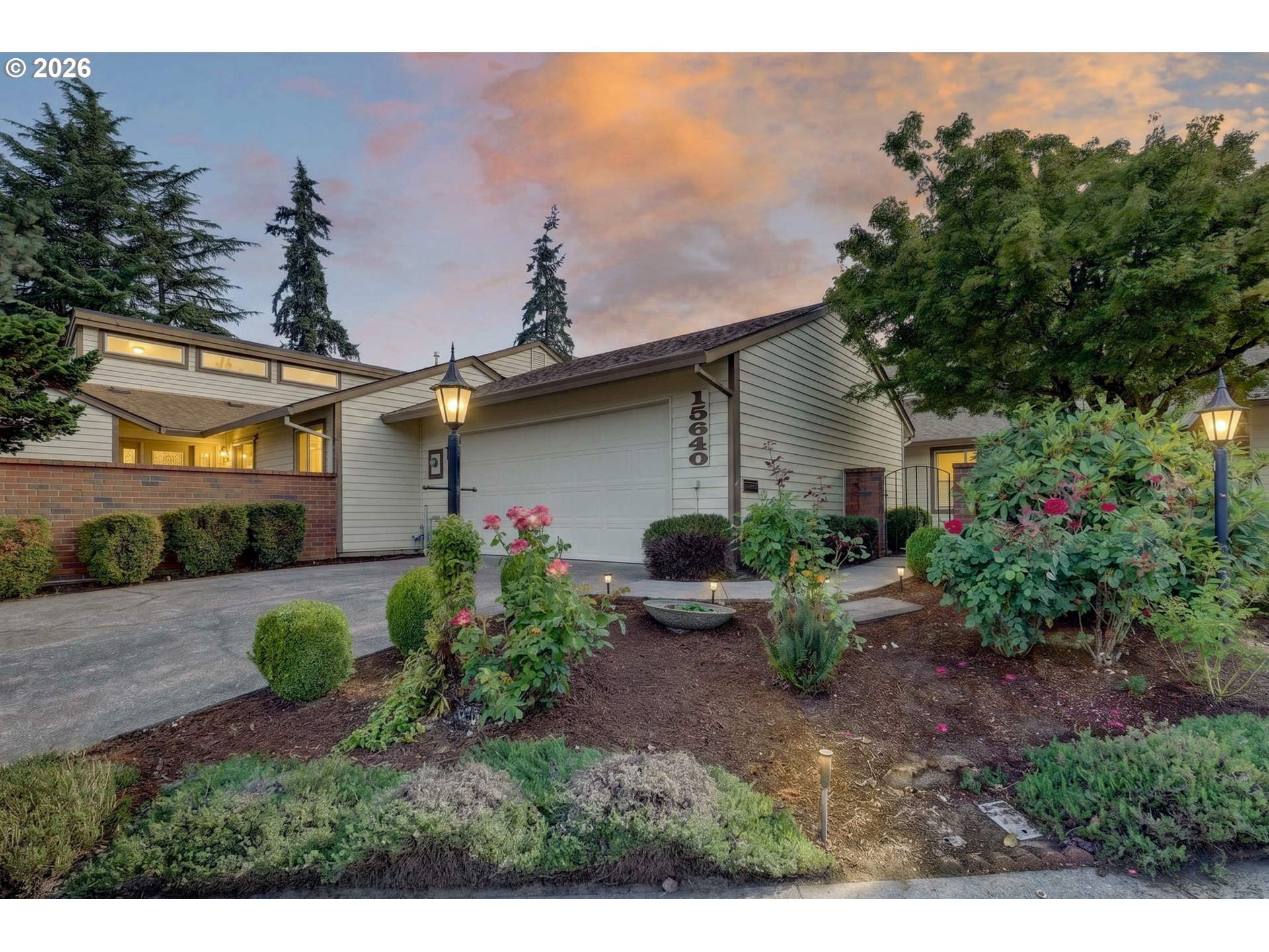 15640 SW Greenleaf Ct — photo