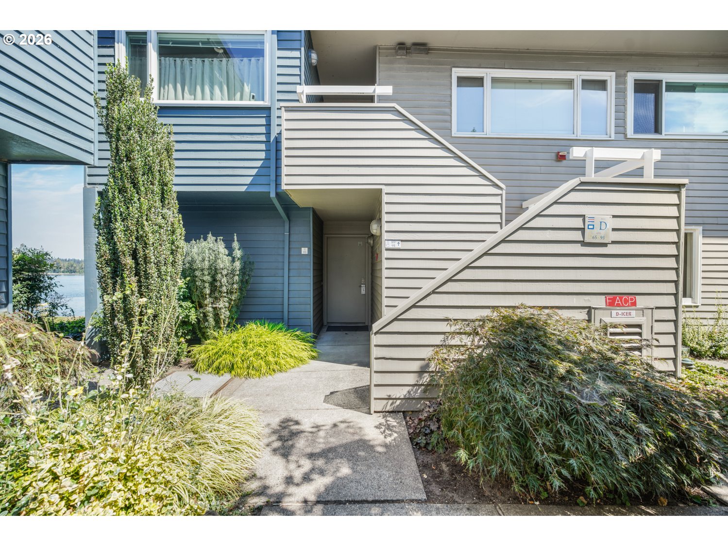 91 N Hayden Bay Dr — photo