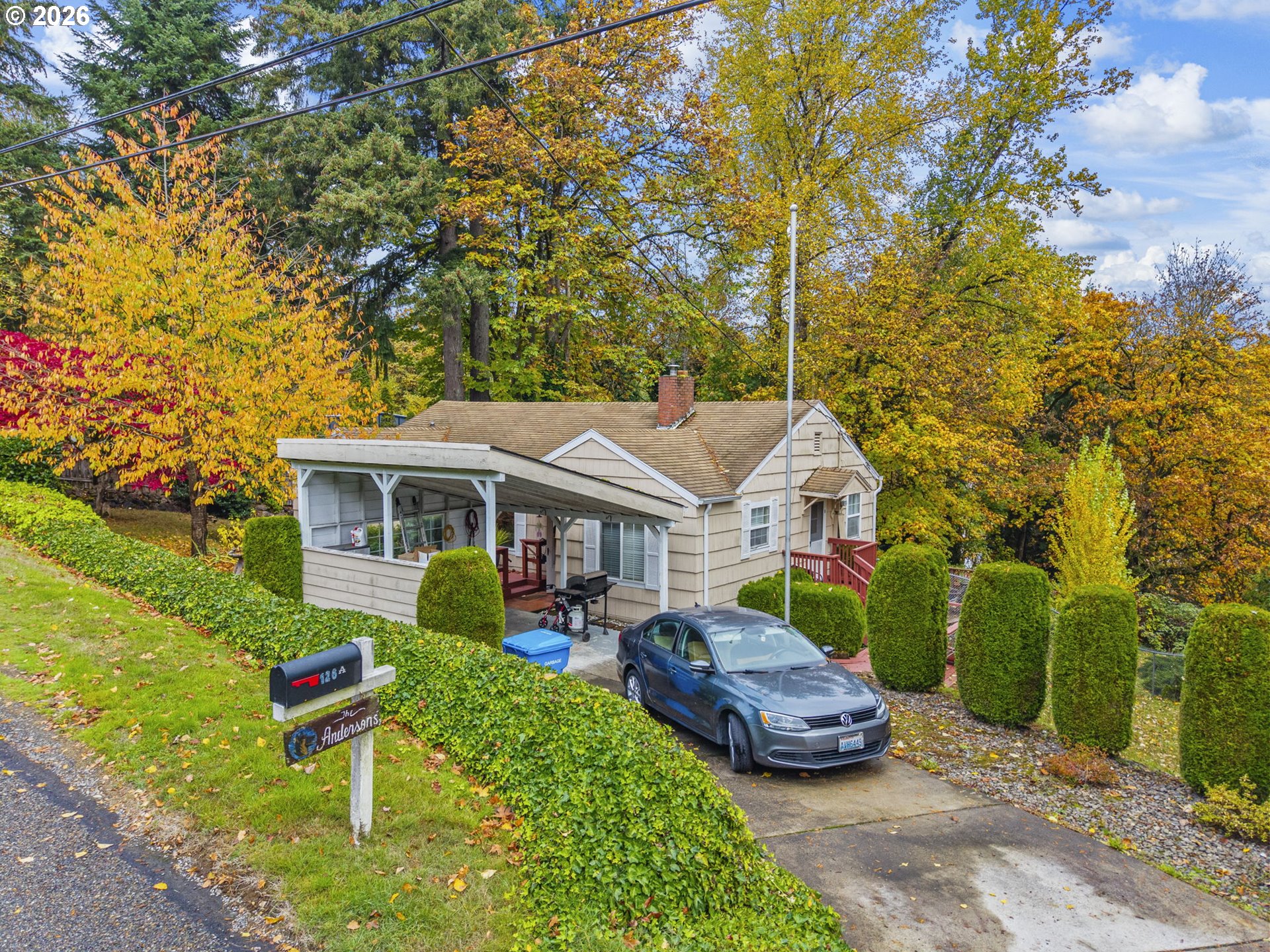 126 Old Beacon Hill Dr — photo