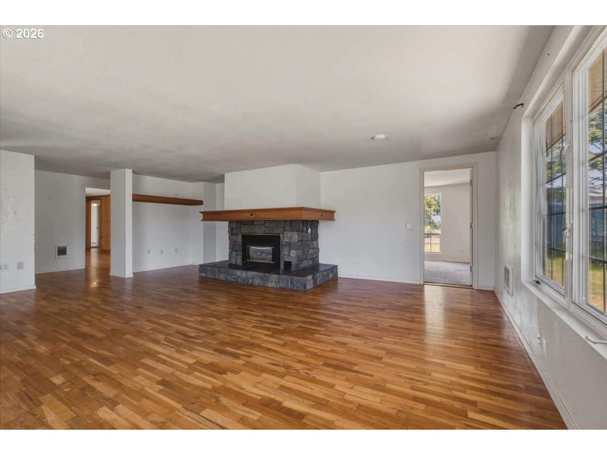 1290 Riggs Hill Rd, SweetHome, OR 97386 — photo 3
