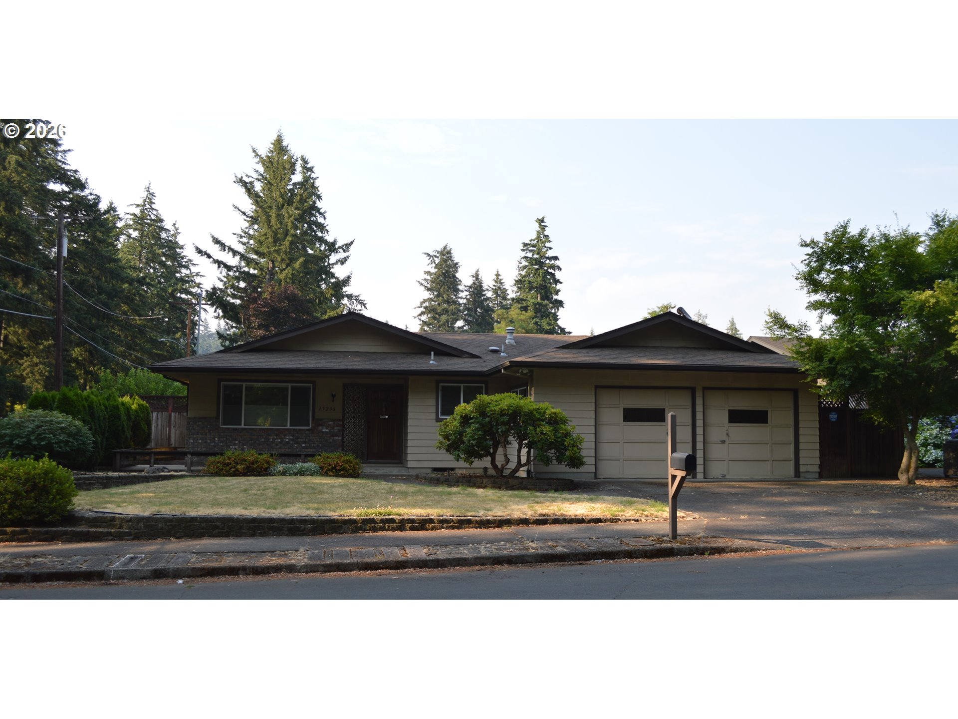 15236 SE Kelly St — photo