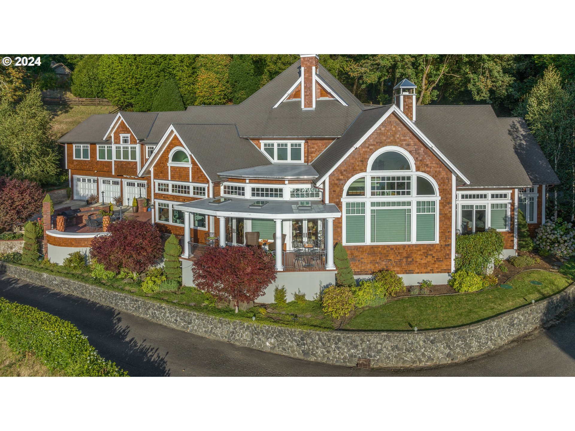 66528 E Bay Rd — photo
