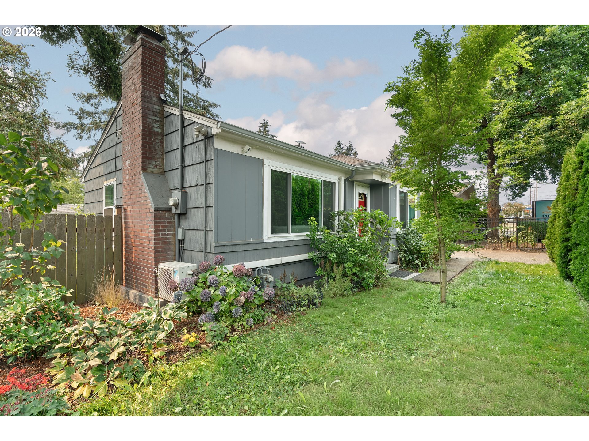 10520 SE Holgate Blvd — photo