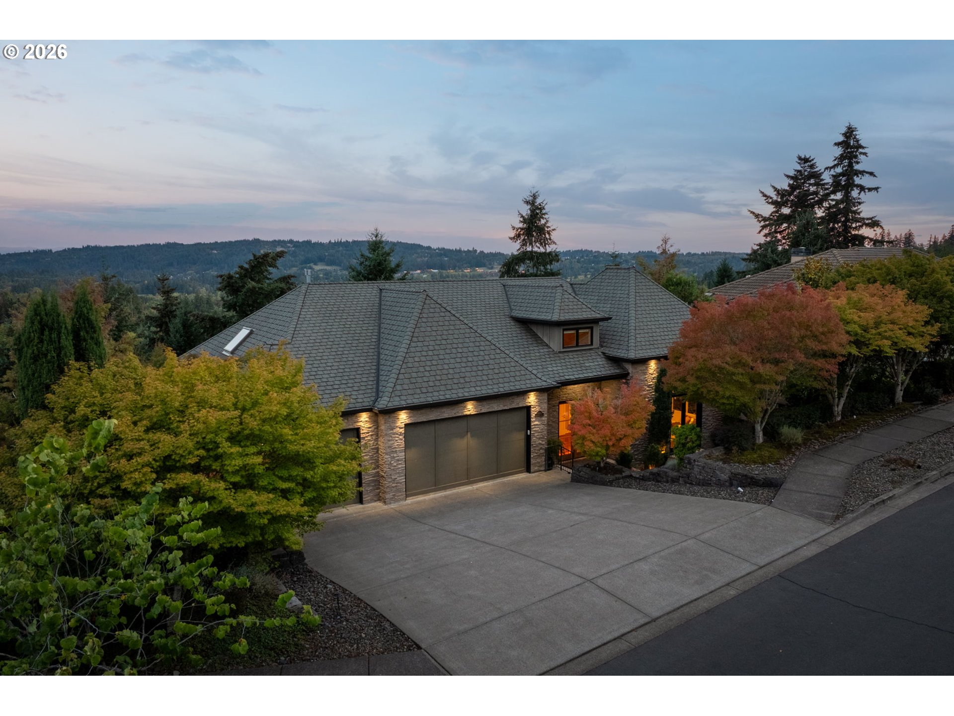 18284 Meadowlark Ln — photo