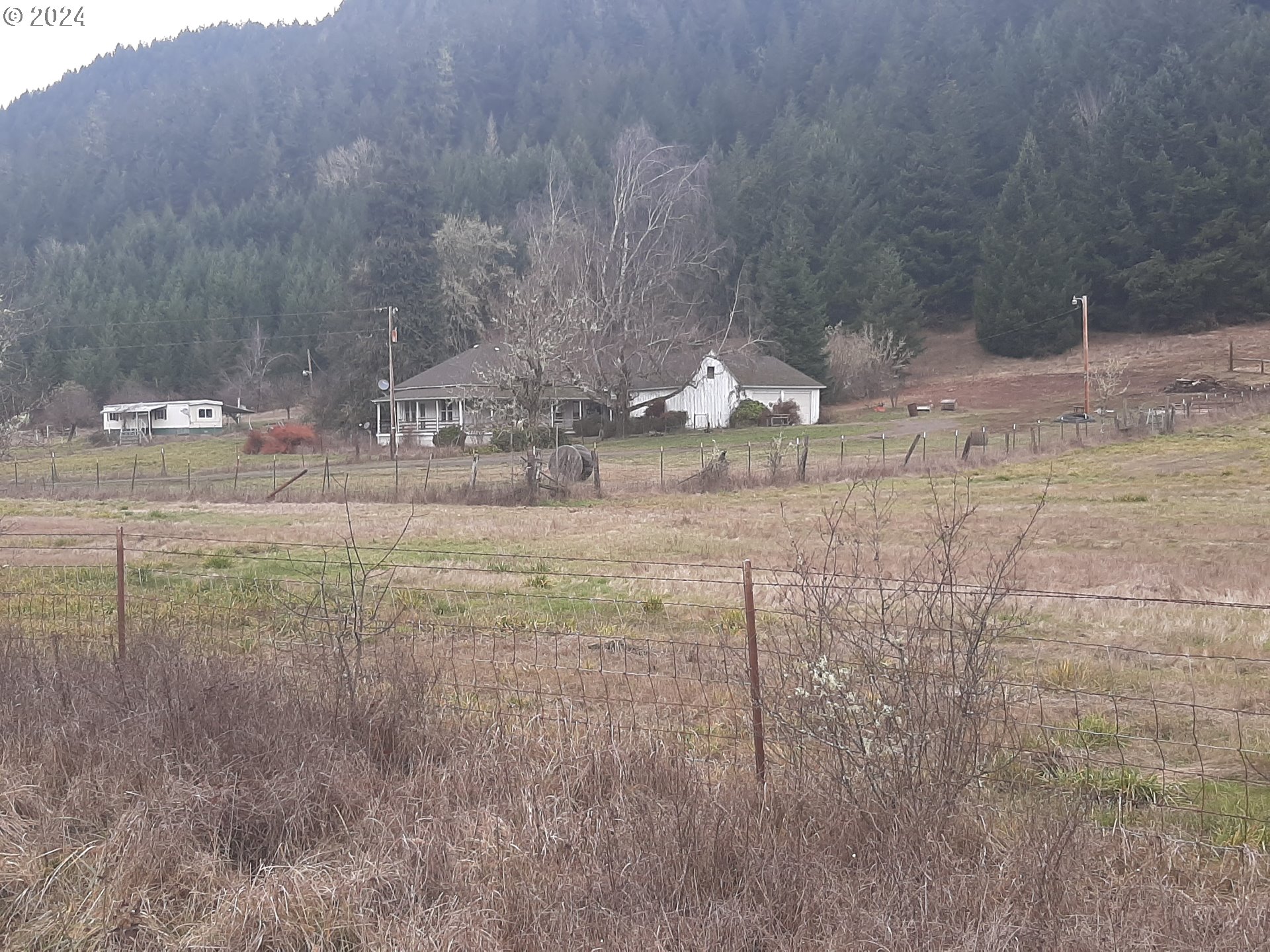 39935 Layng Creek Rd — photo