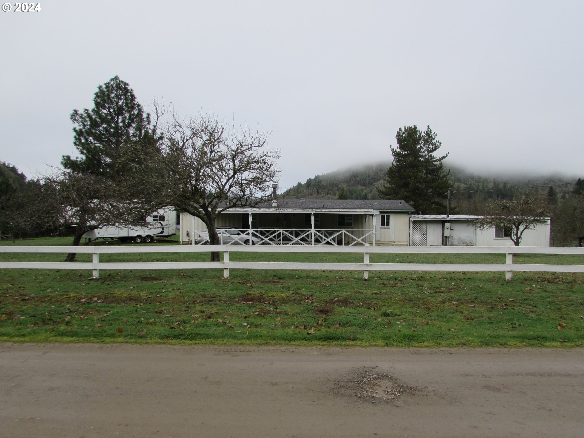 449 Evergreen Ridge Rd — photo