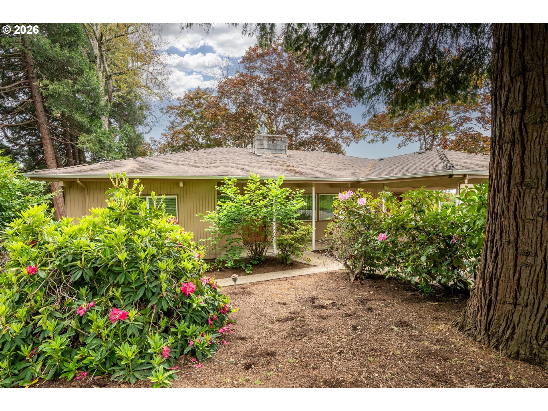 2012 Greiner St, Eugene, OR 97405 — photo 3