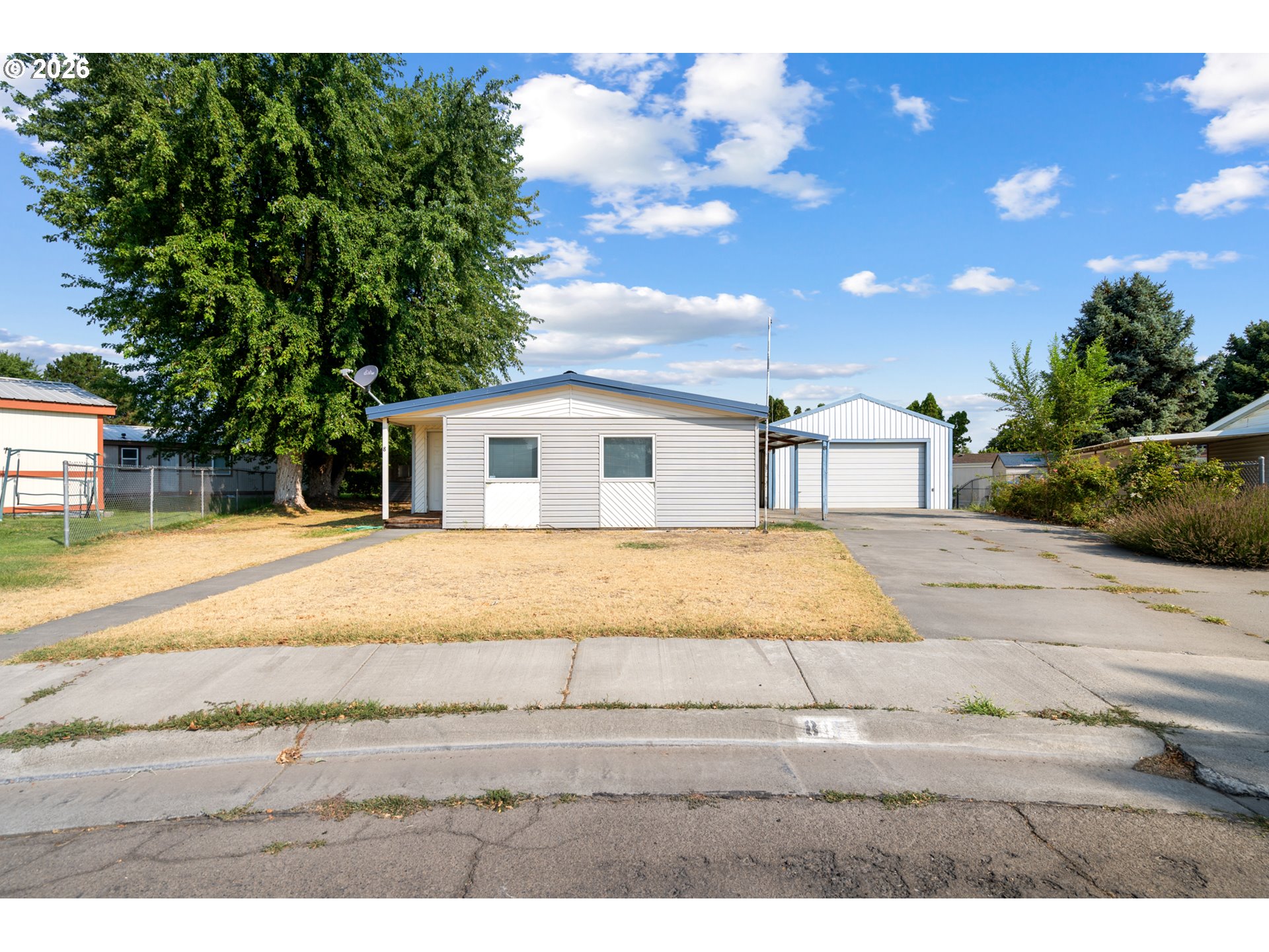 8 Sage Ct — photo