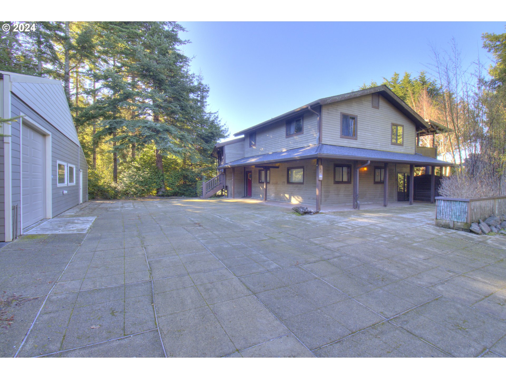 4 Vista Dr — photo