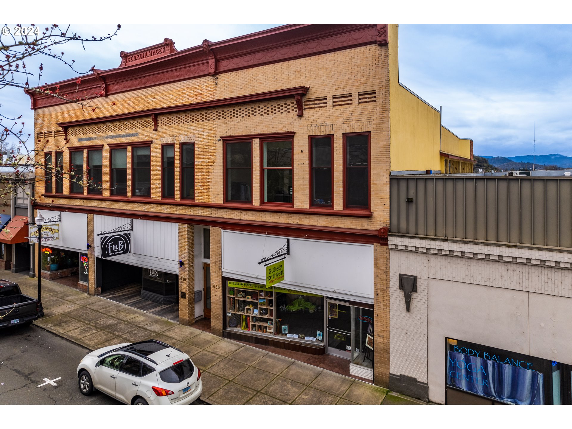 622 SE Jackson St — photo