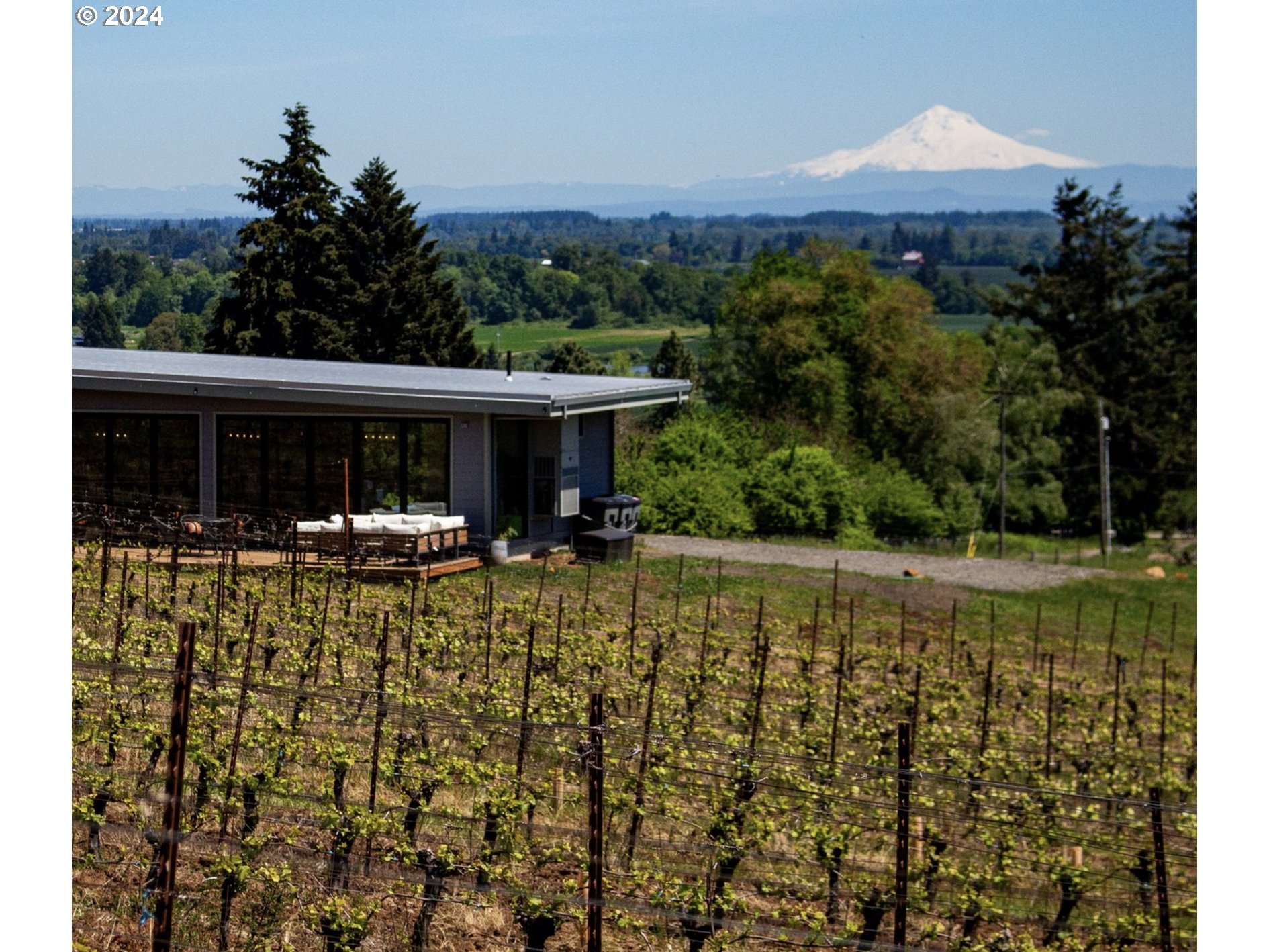 11880 SE Eola Hills Rd — photo