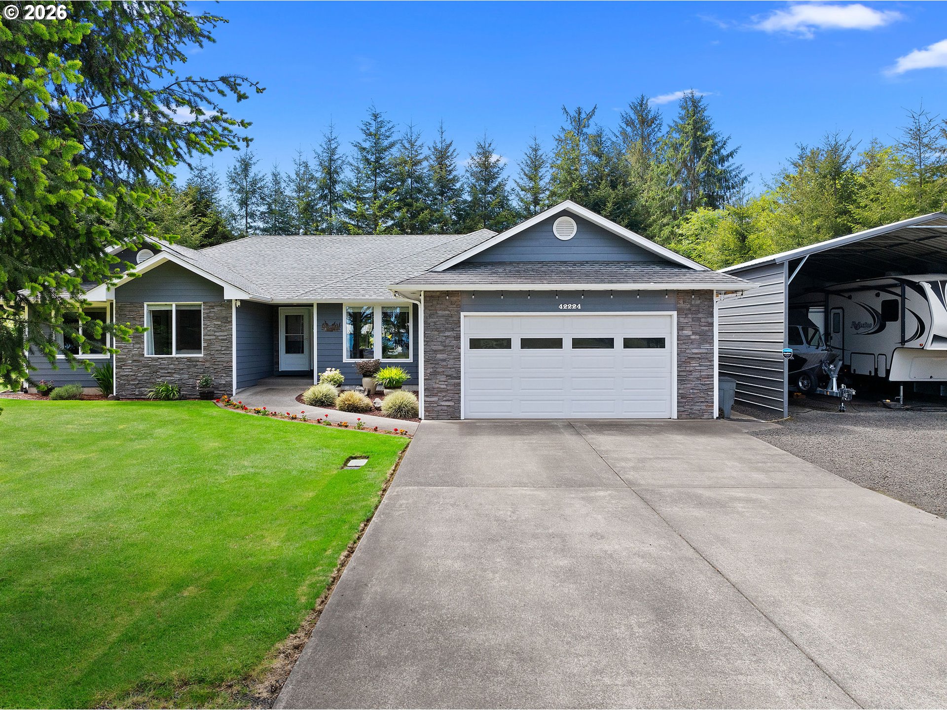 42224 Tiffany Ln — photo