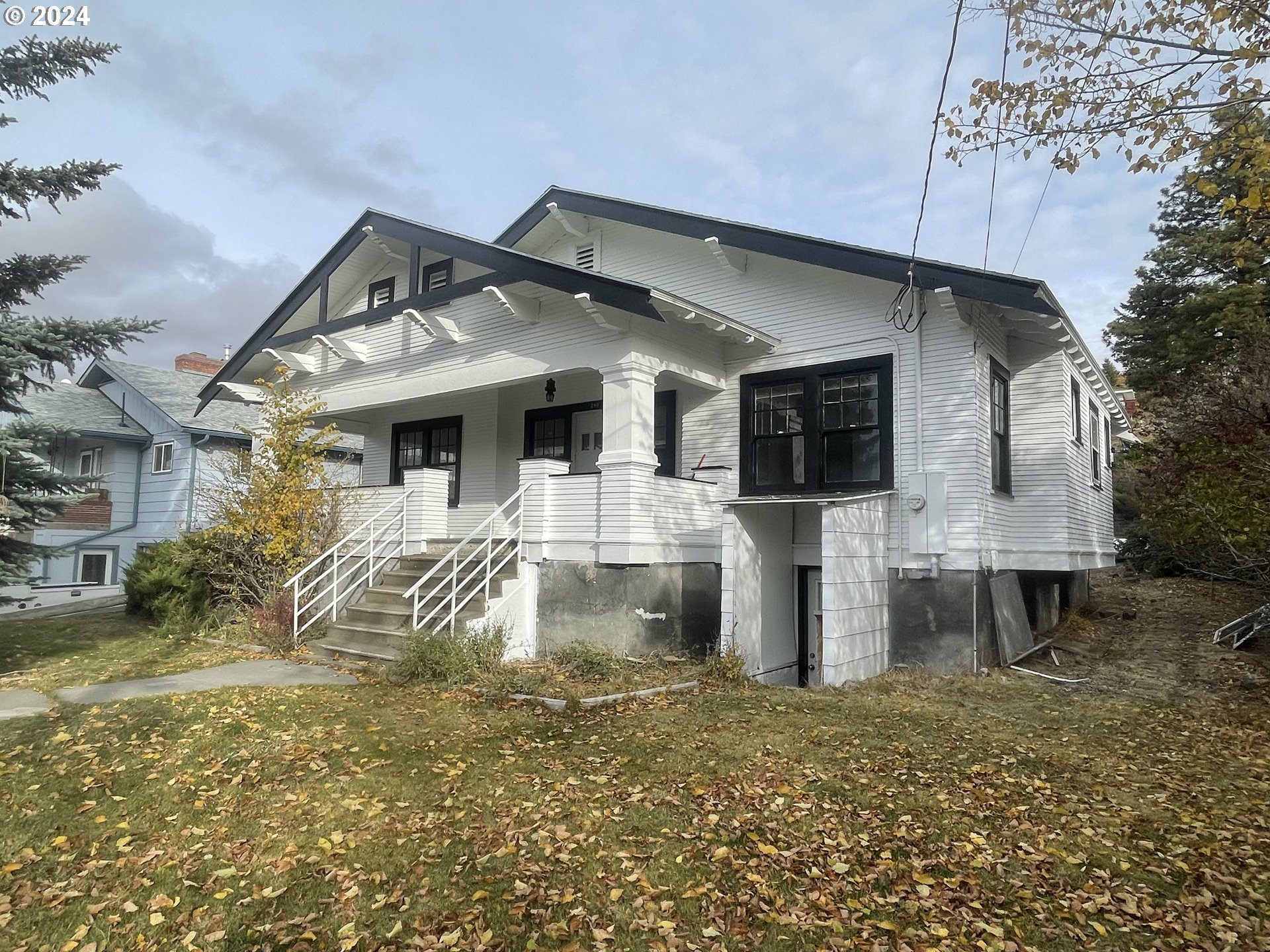 240 N Court St — photo
