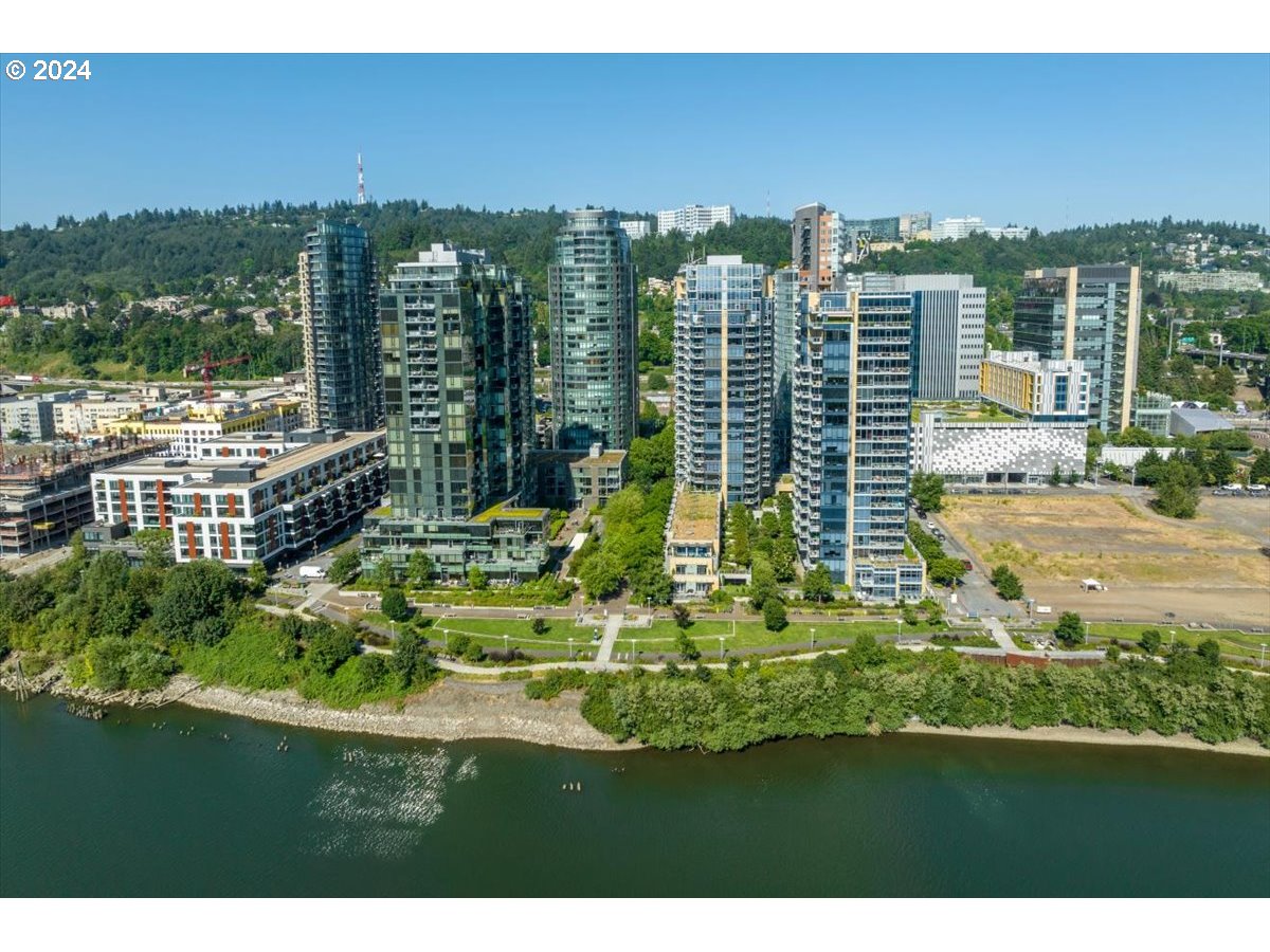3601 S River Pkwy 339 — photo