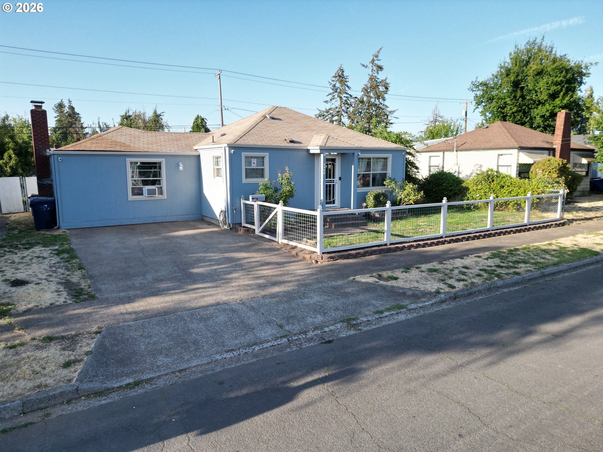 2460 E St, Springfield, OR 97477 — photo 3