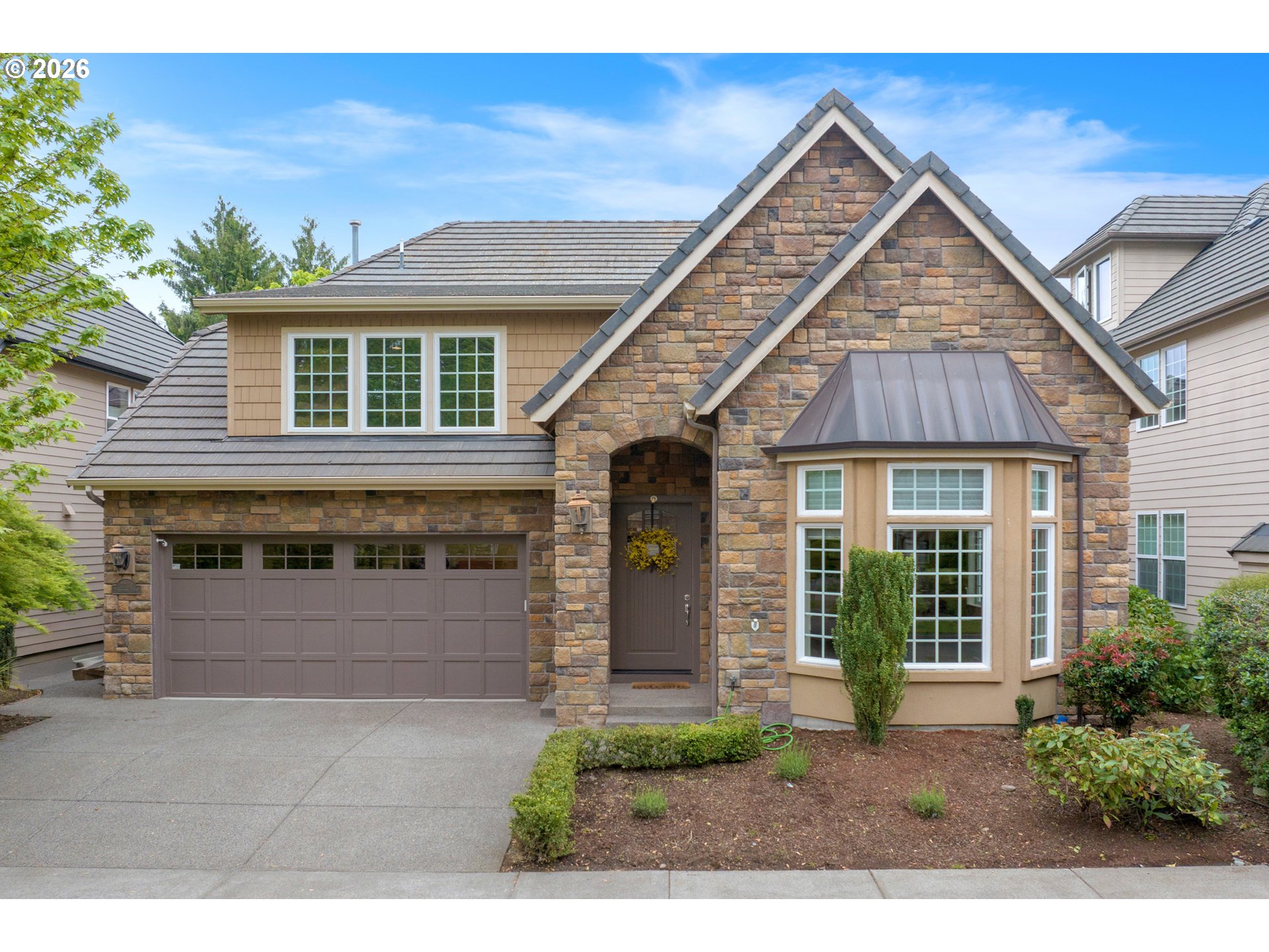 2240 Turnberry Ct — photo