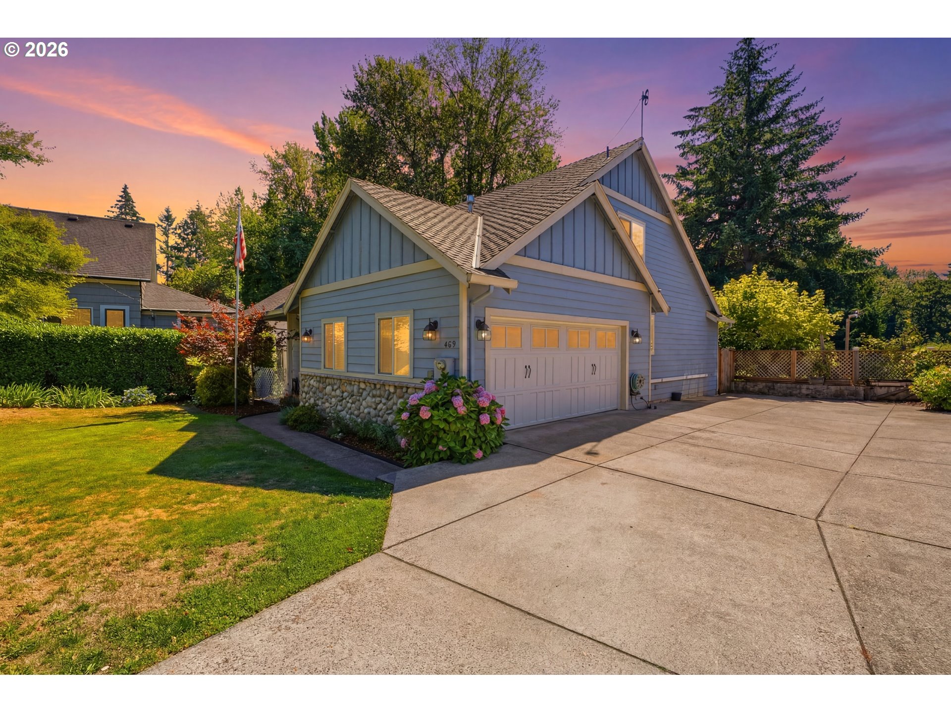629 SE Roberts Ave — photo
