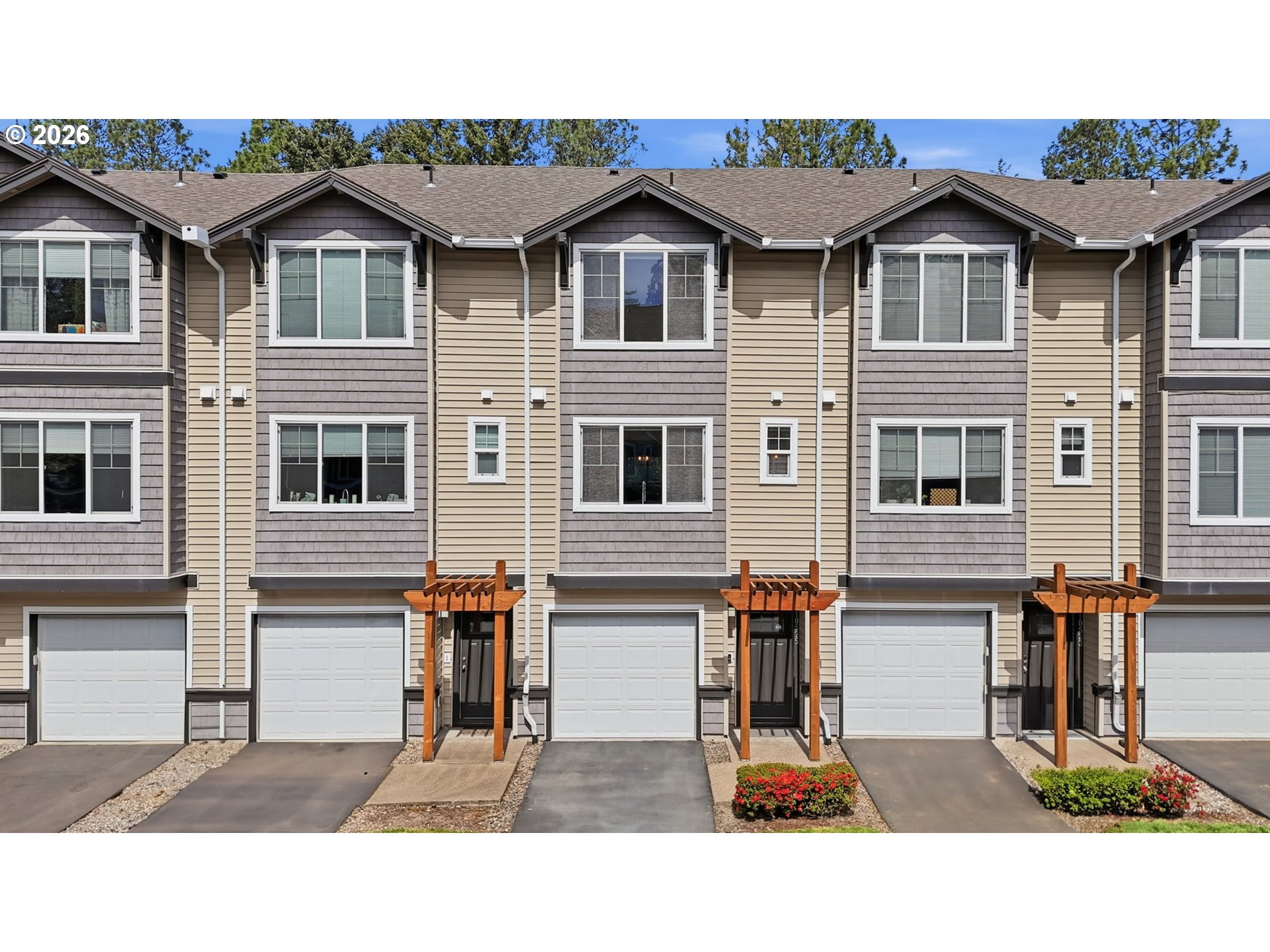 10525 NE Cedar Falls Loop — photo
