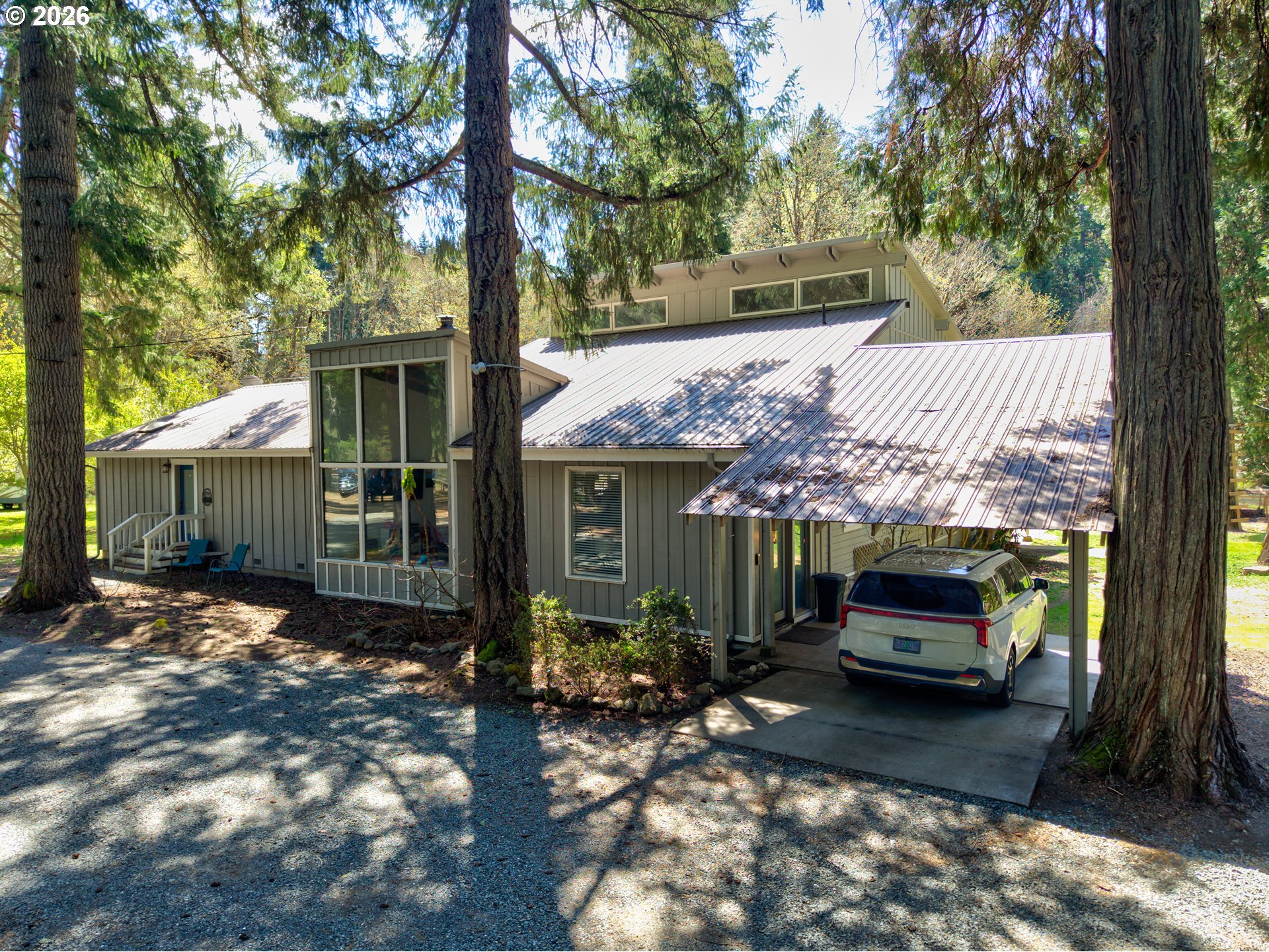 1293 Starveout Creek Rd — photo