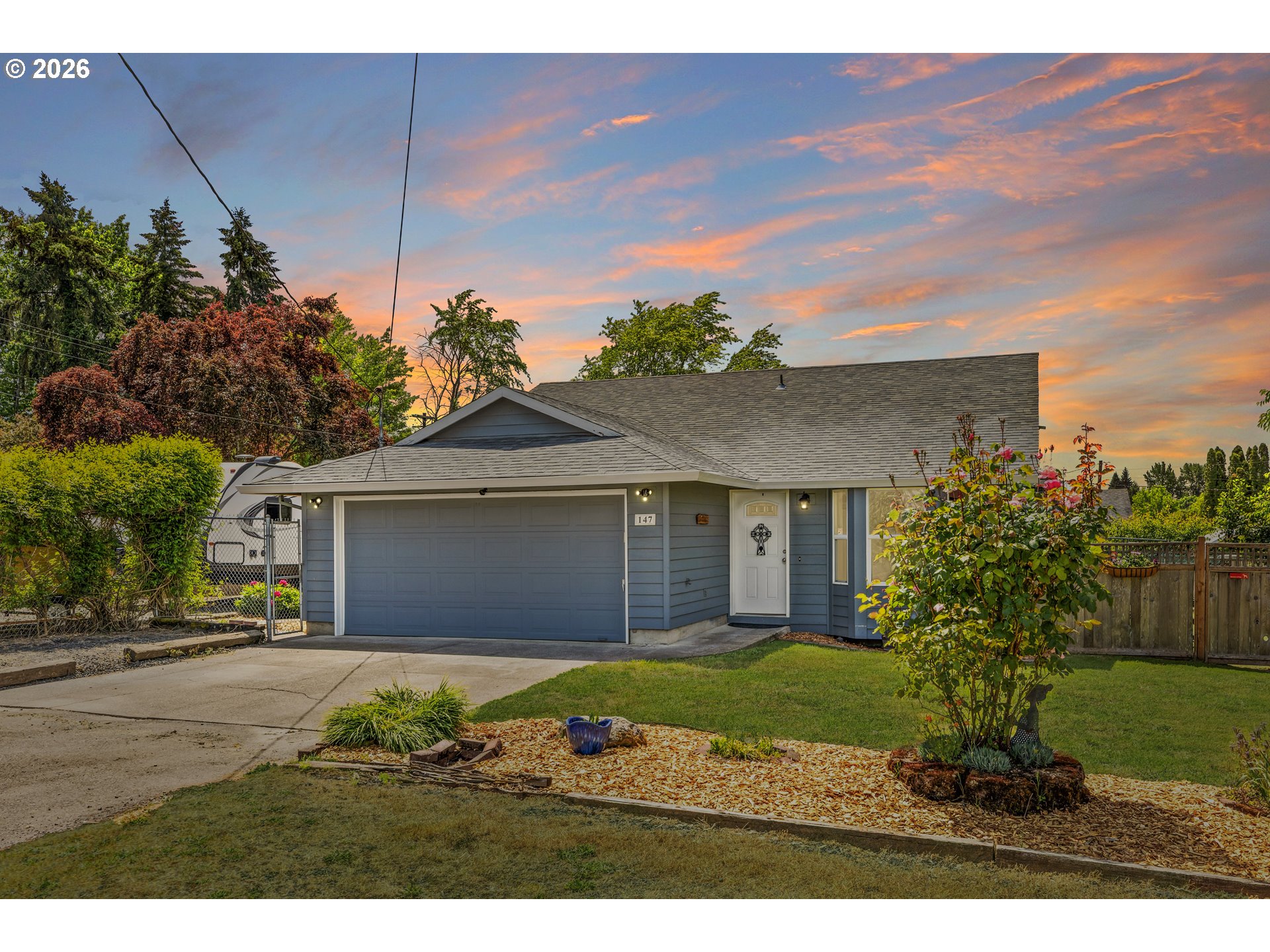 147 E 8th St, Lafayette, OR 97127 — photo 3