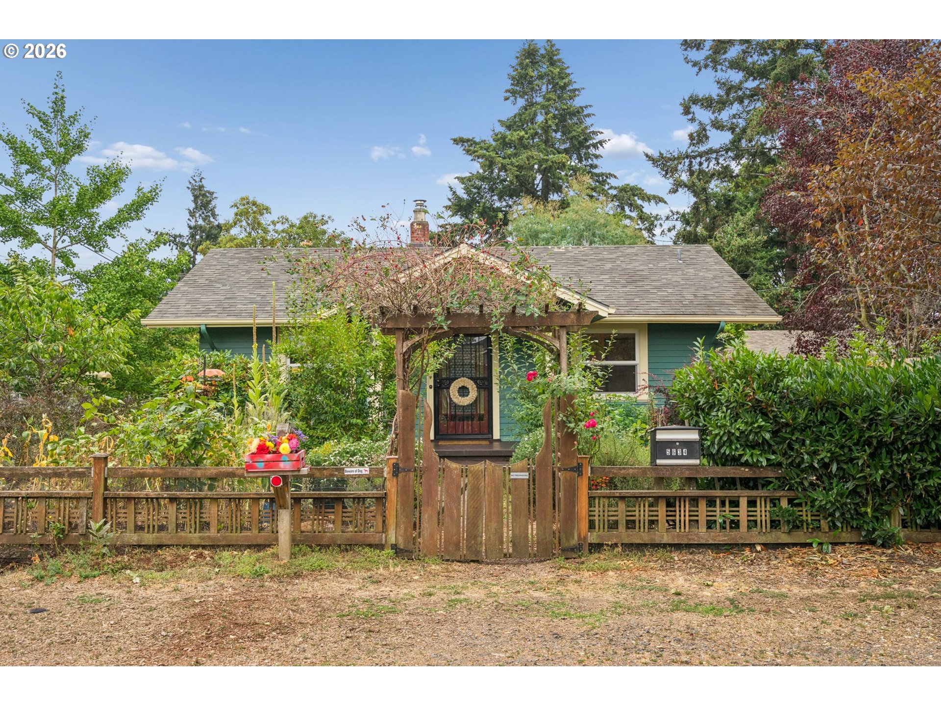 5634 SE Rural St, Portland, OR 97206 — photo 2
