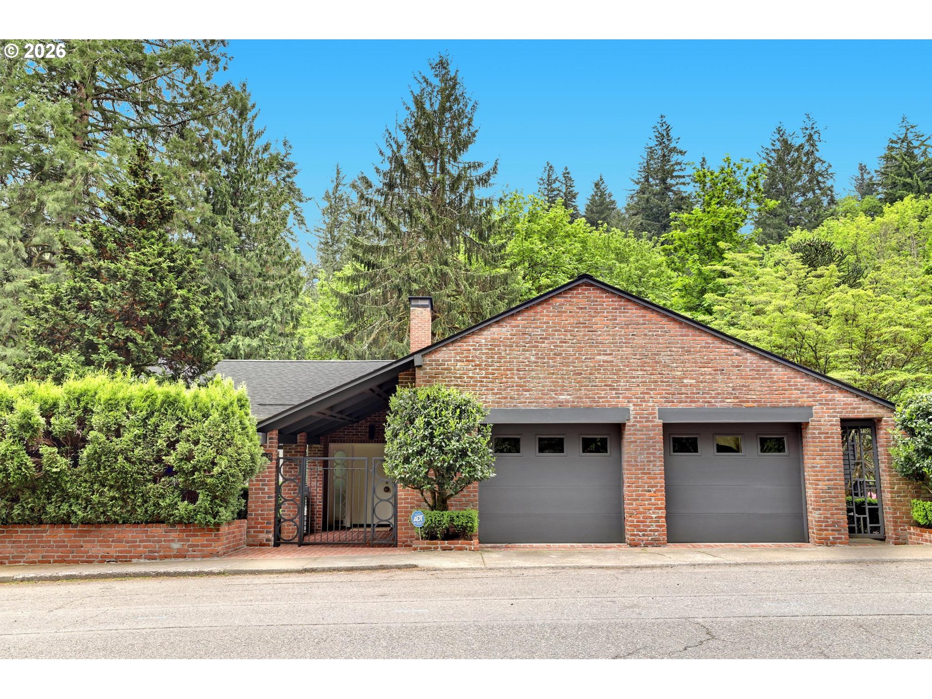 2780 SW Talbot Rd, Portland, OR 97201