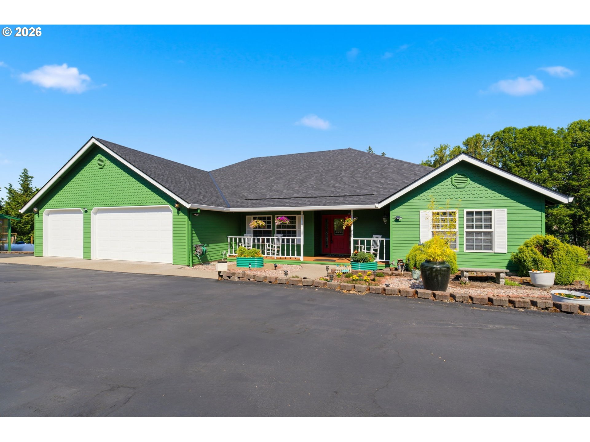 10920 Martin Ln NE — photo