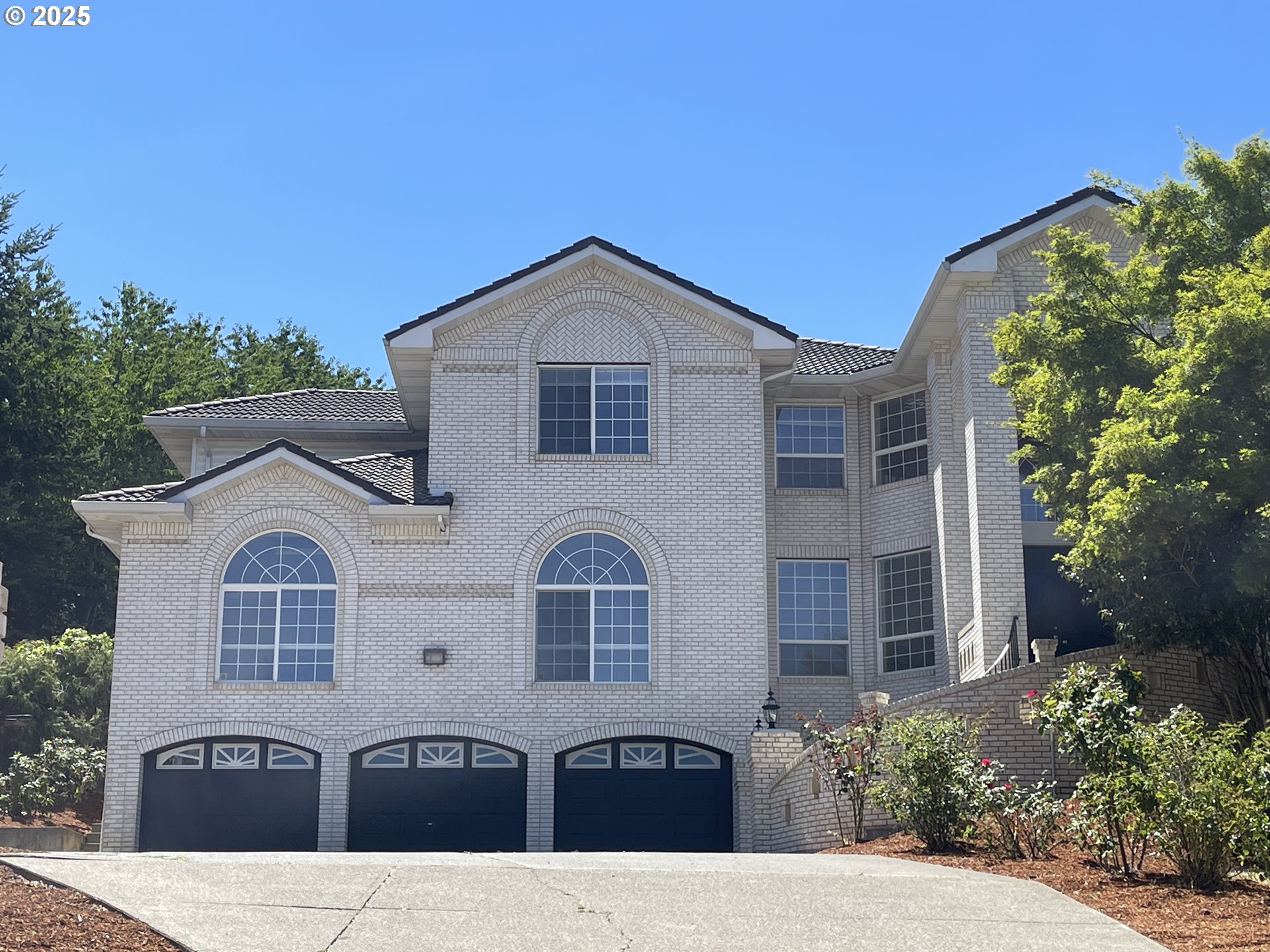 2650 Hoo Doo Dr — photo