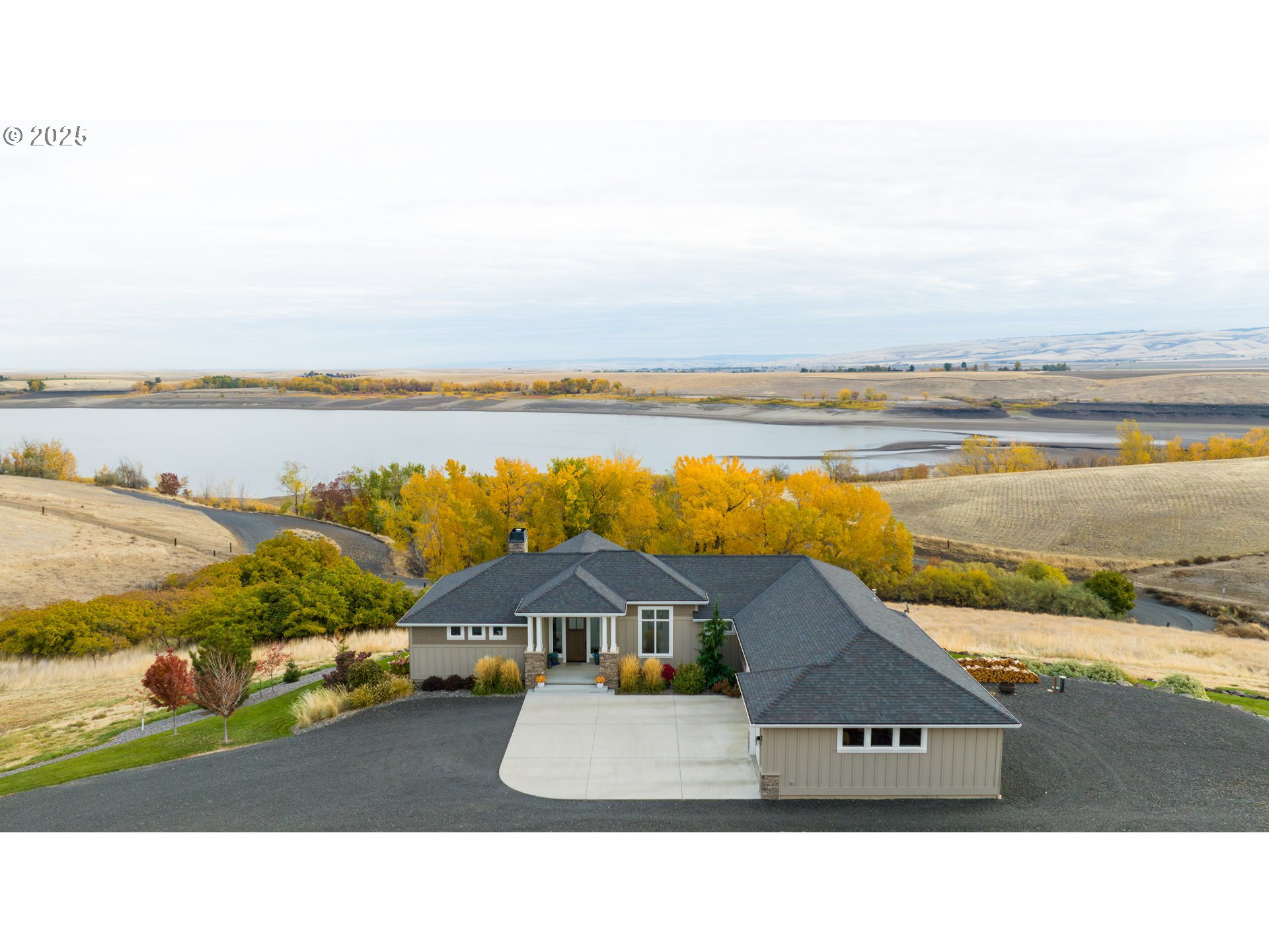 70349 Lakeside Rd, Pendleton, OR 97801 — photo 2