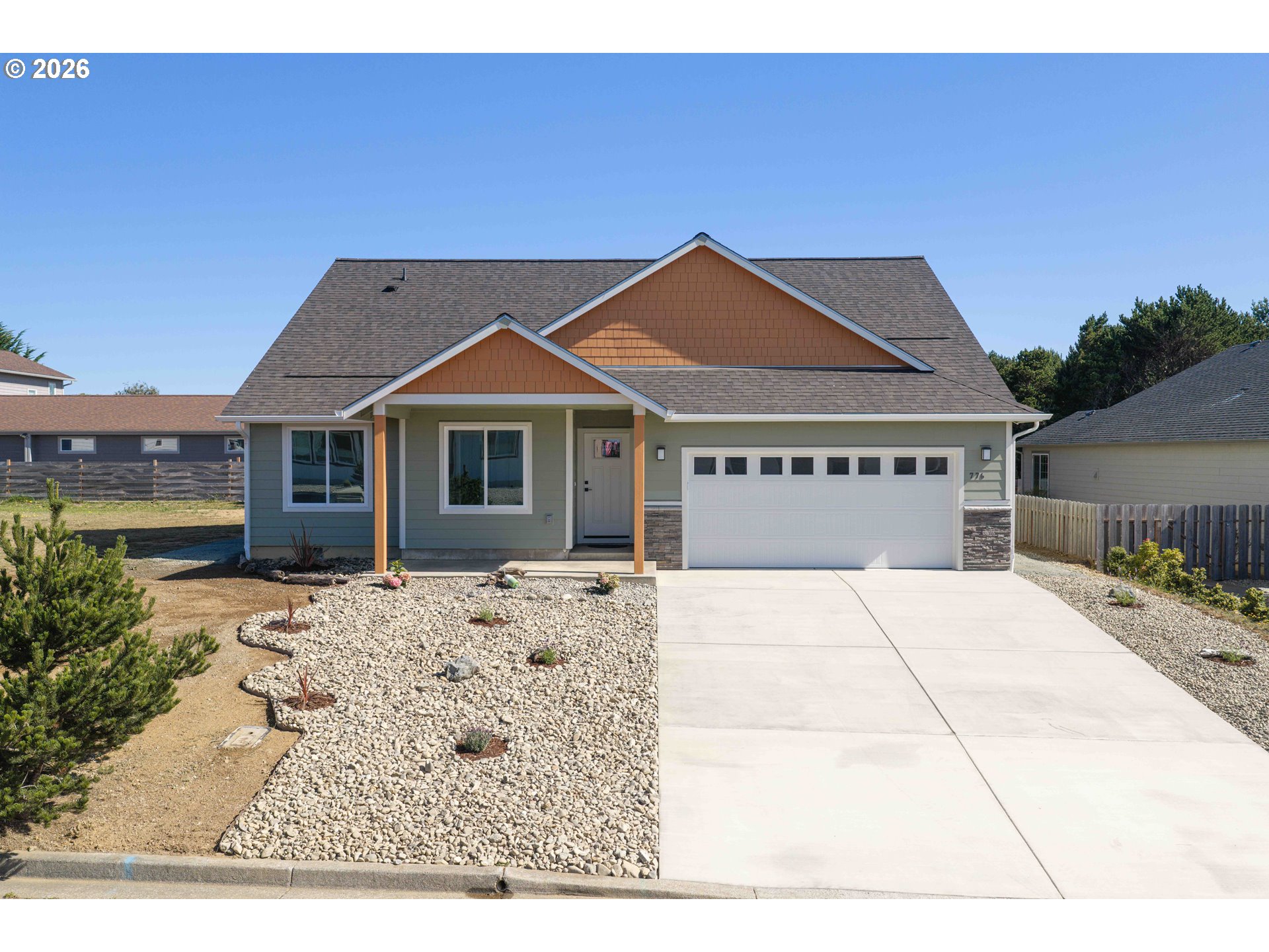 776 Spyglass Dr — photo