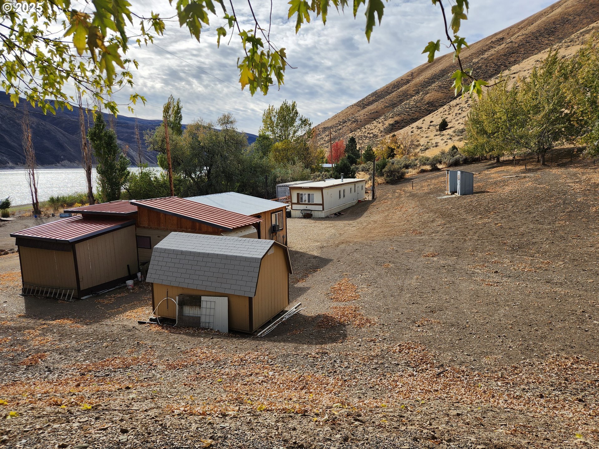 34559 Snake River Rd — photo