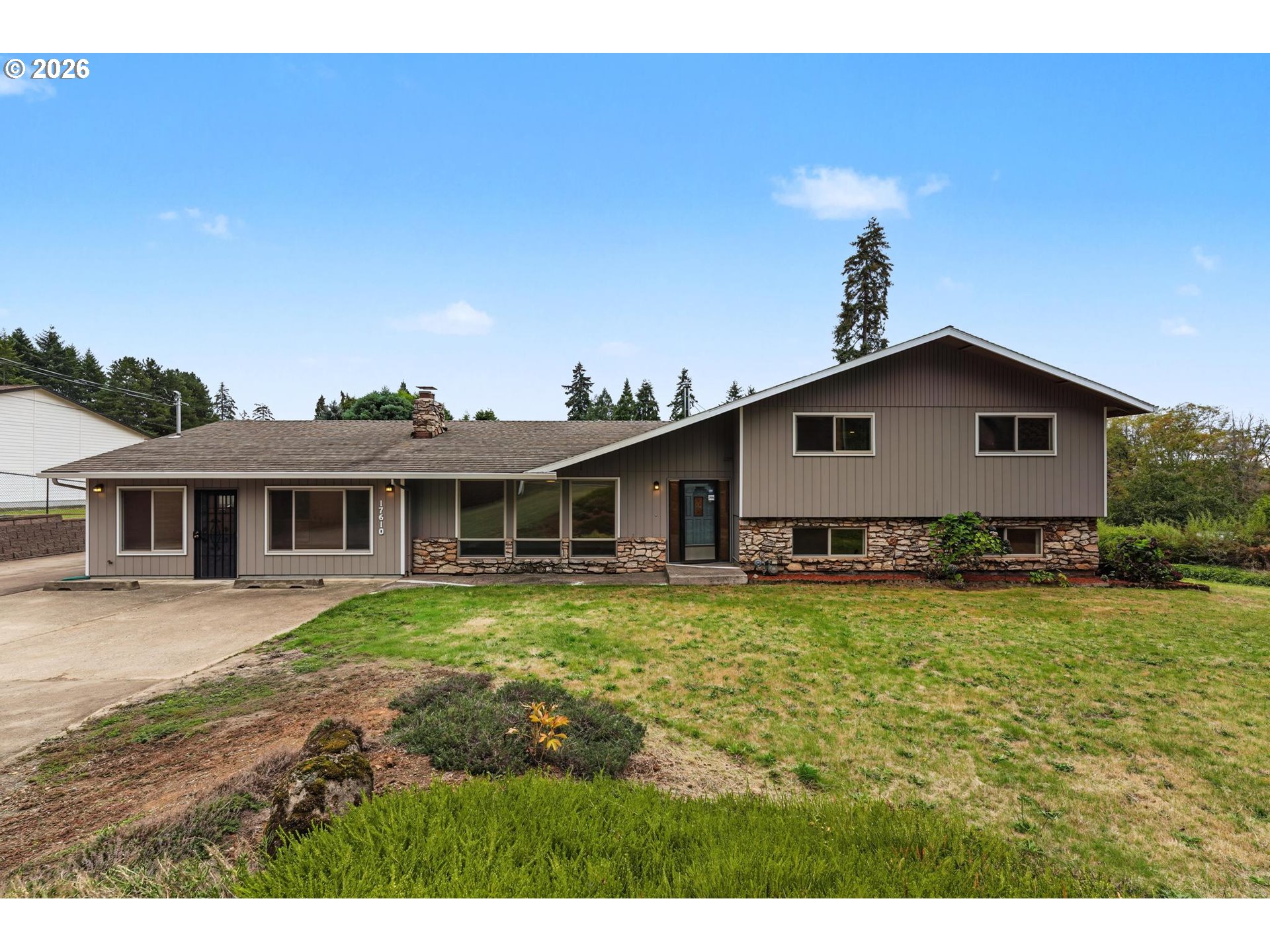 17610 SE Sunnyside Rd — photo