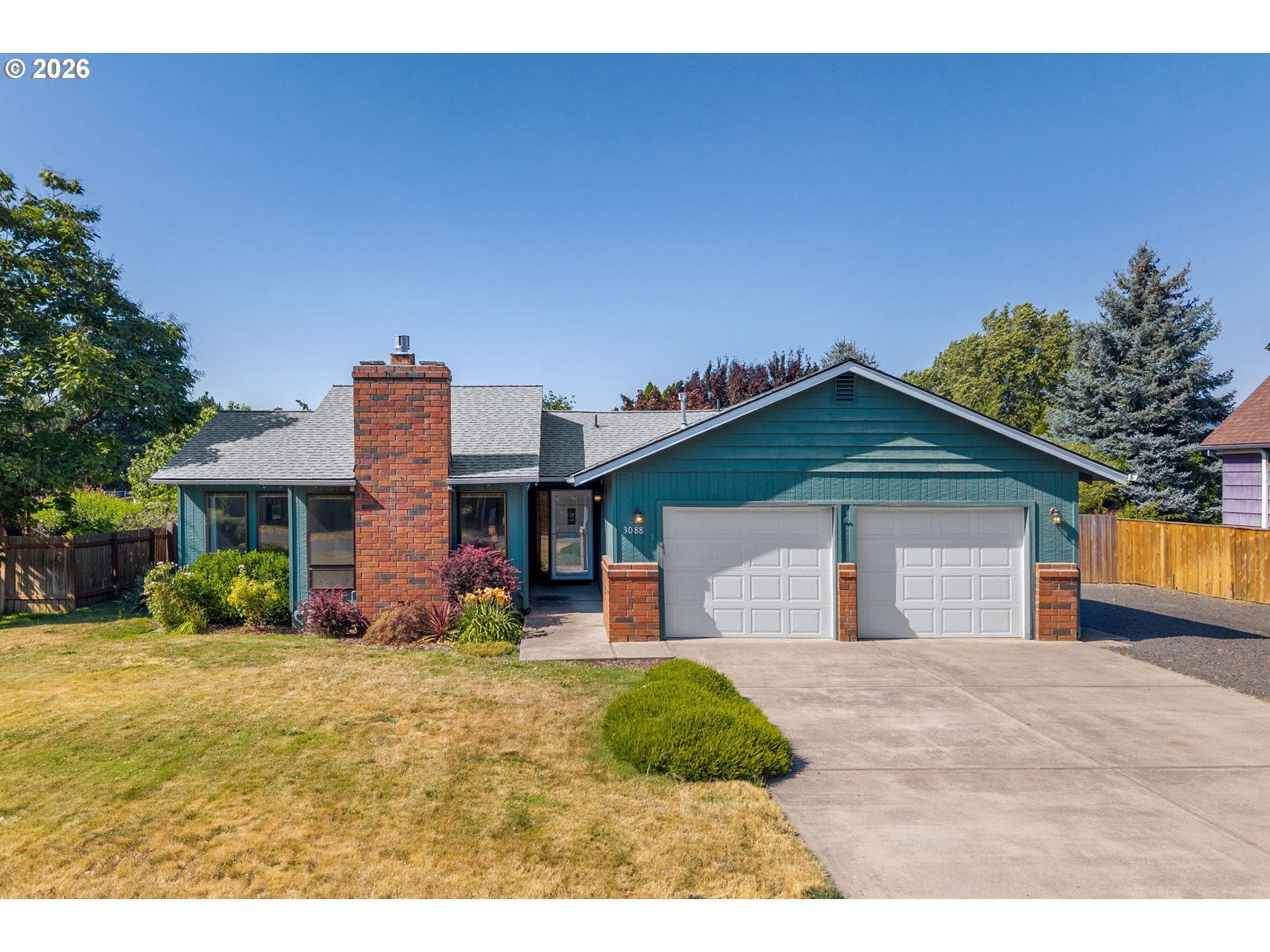 3088 Eliot Dr — photo