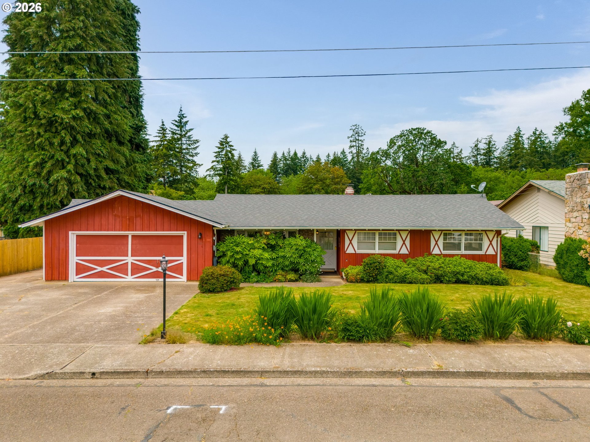 515 SW Brockwood Ave — photo