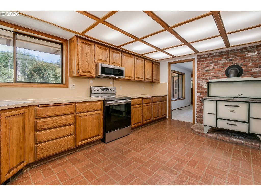 78548 Rat Creek Rd, CottageGrove, OR 97424 | Realty.com