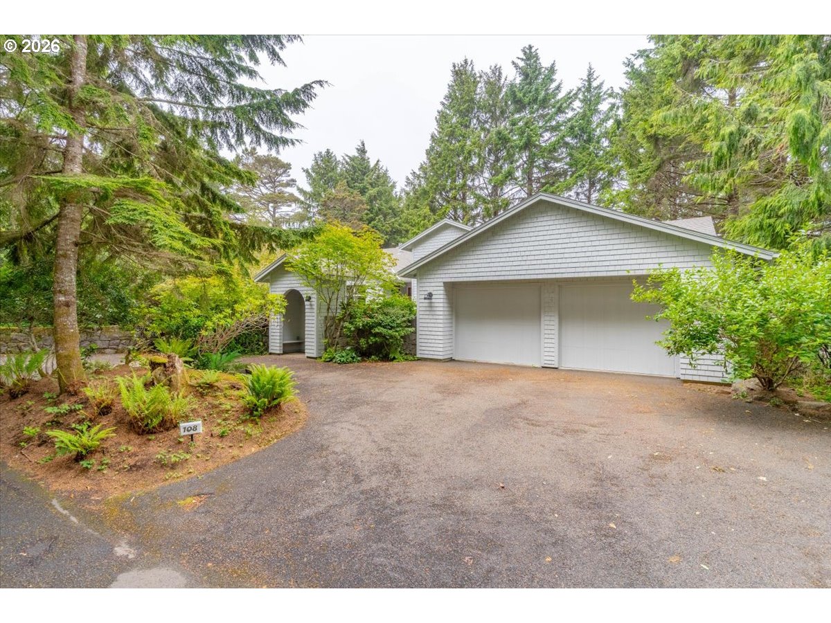 108 RIDGE CREST RD, Gleneden Beach OR 97388