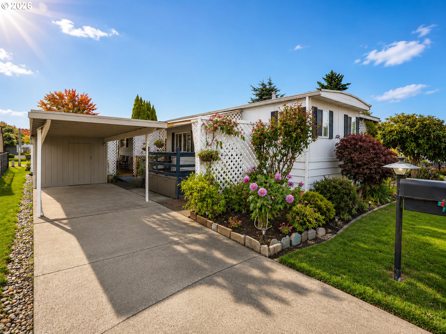 2681 SE River Rd 38 — photo