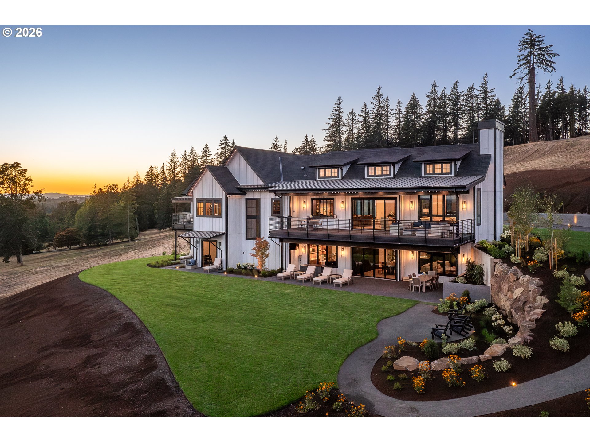 527 SW Hoffman Rd, WestLinn, OR 97068 — photo 3