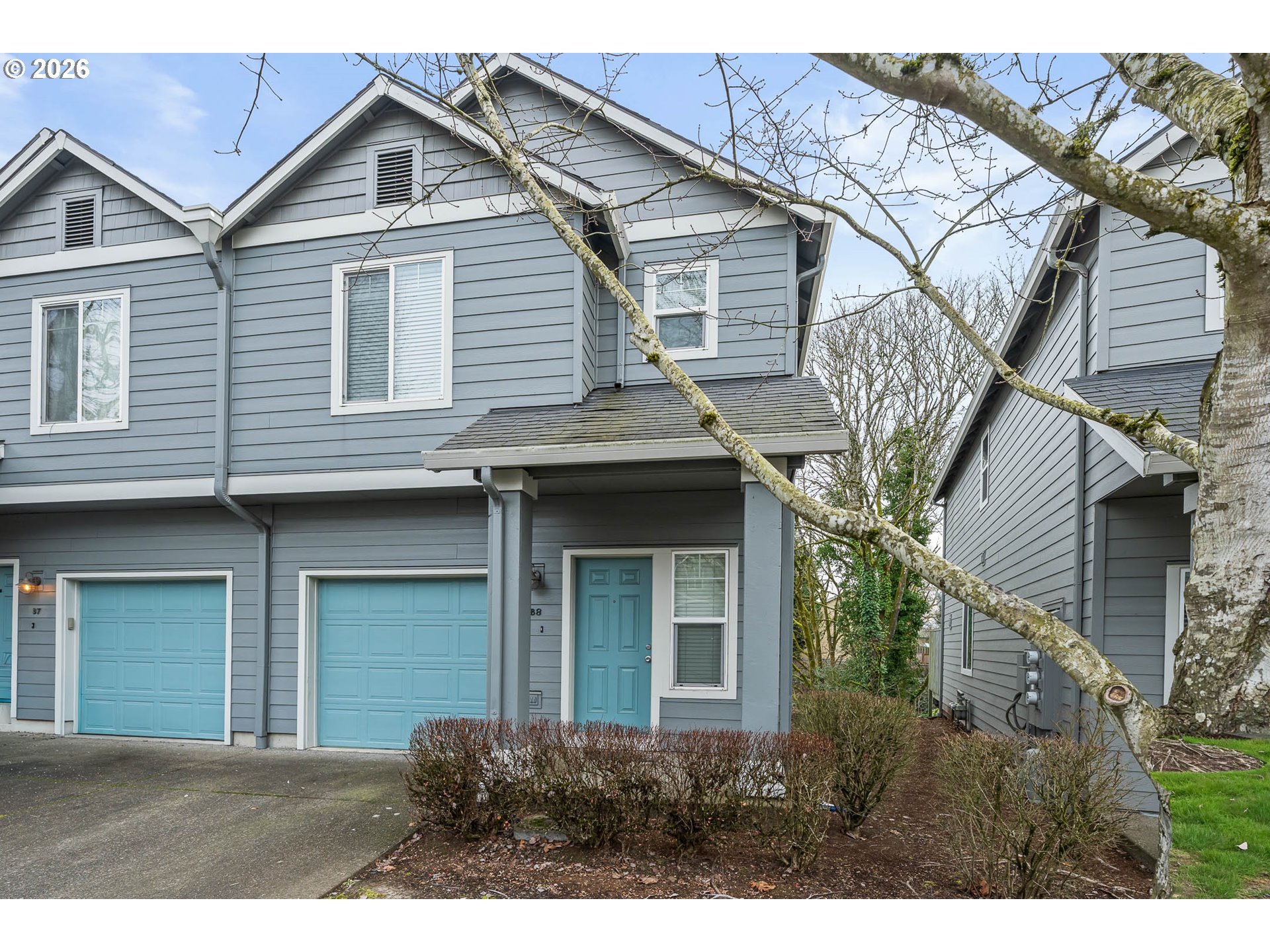 810 E 9th St, Newberg, OR 97132 — photo 2