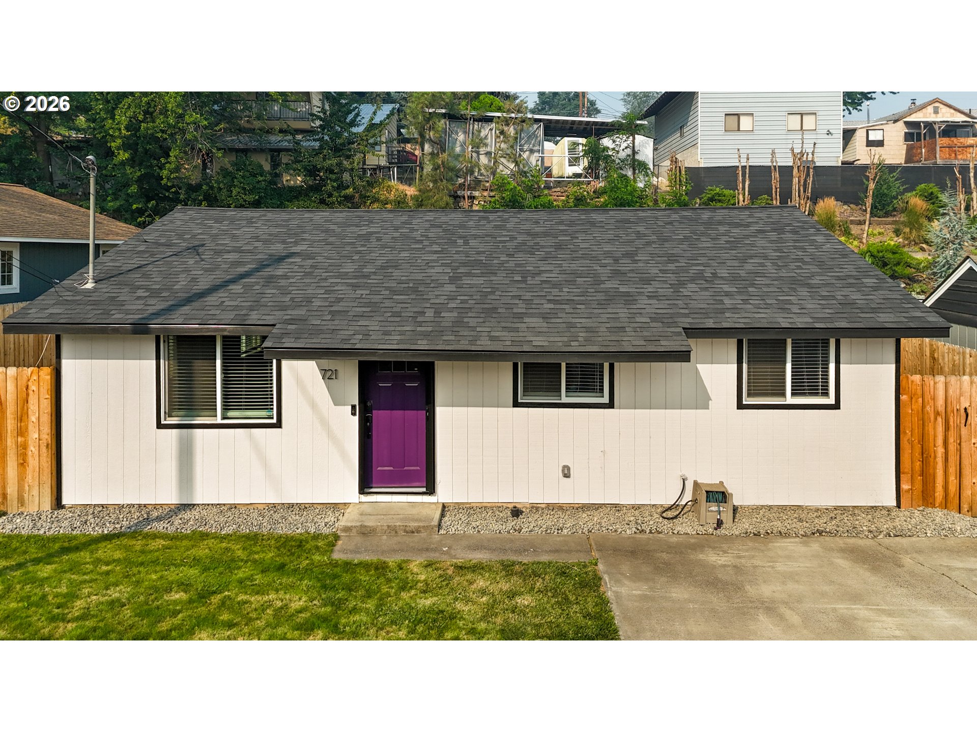 721 SE 9th St, Pendleton, OR 97801 — photo 2