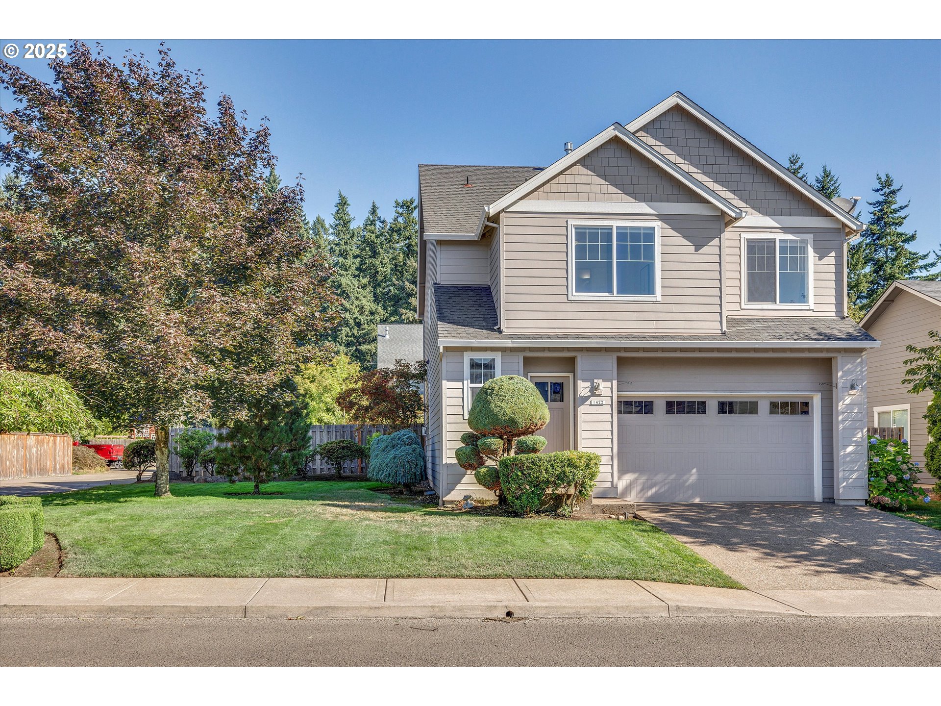 1422 NE 18th Pl — photo