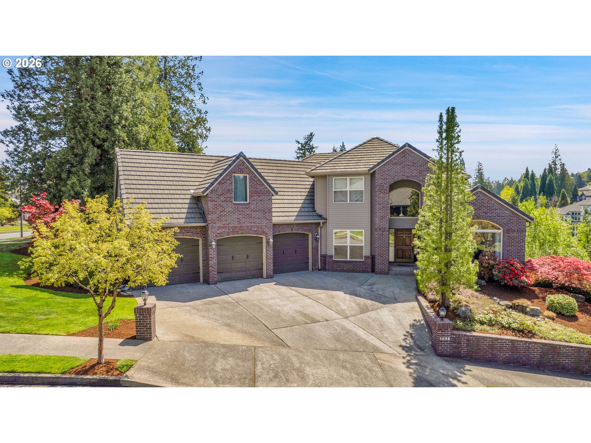 1696 SE 26th Dr, Gresham, OR 97080 — photo 2