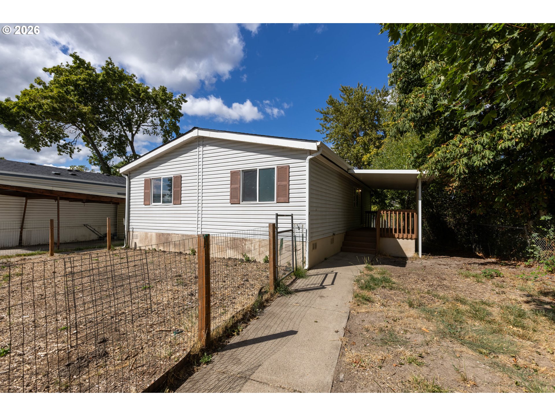 755 NE Circle Blvd 67 — photo