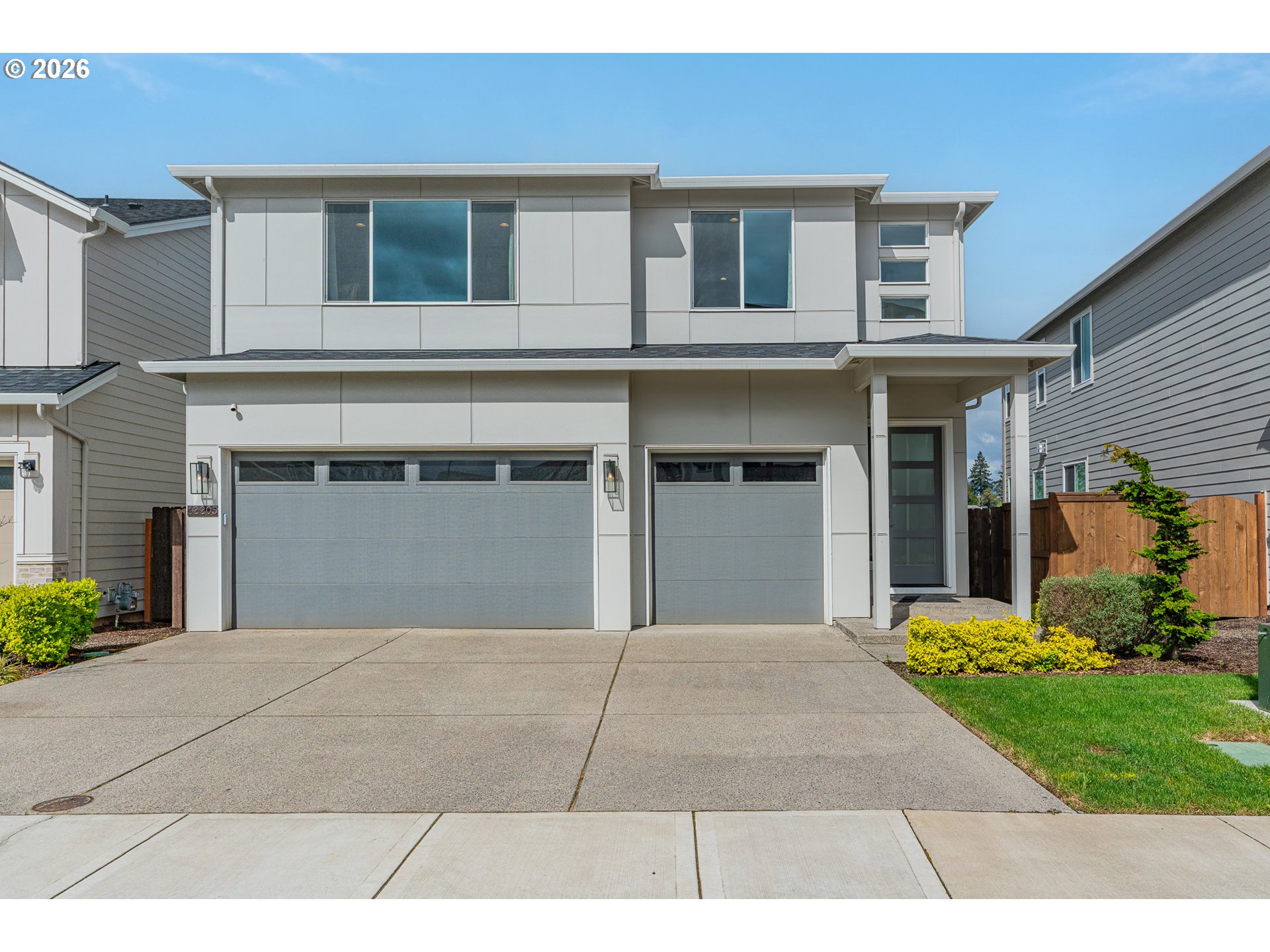 12205 SW Silvertip St — photo