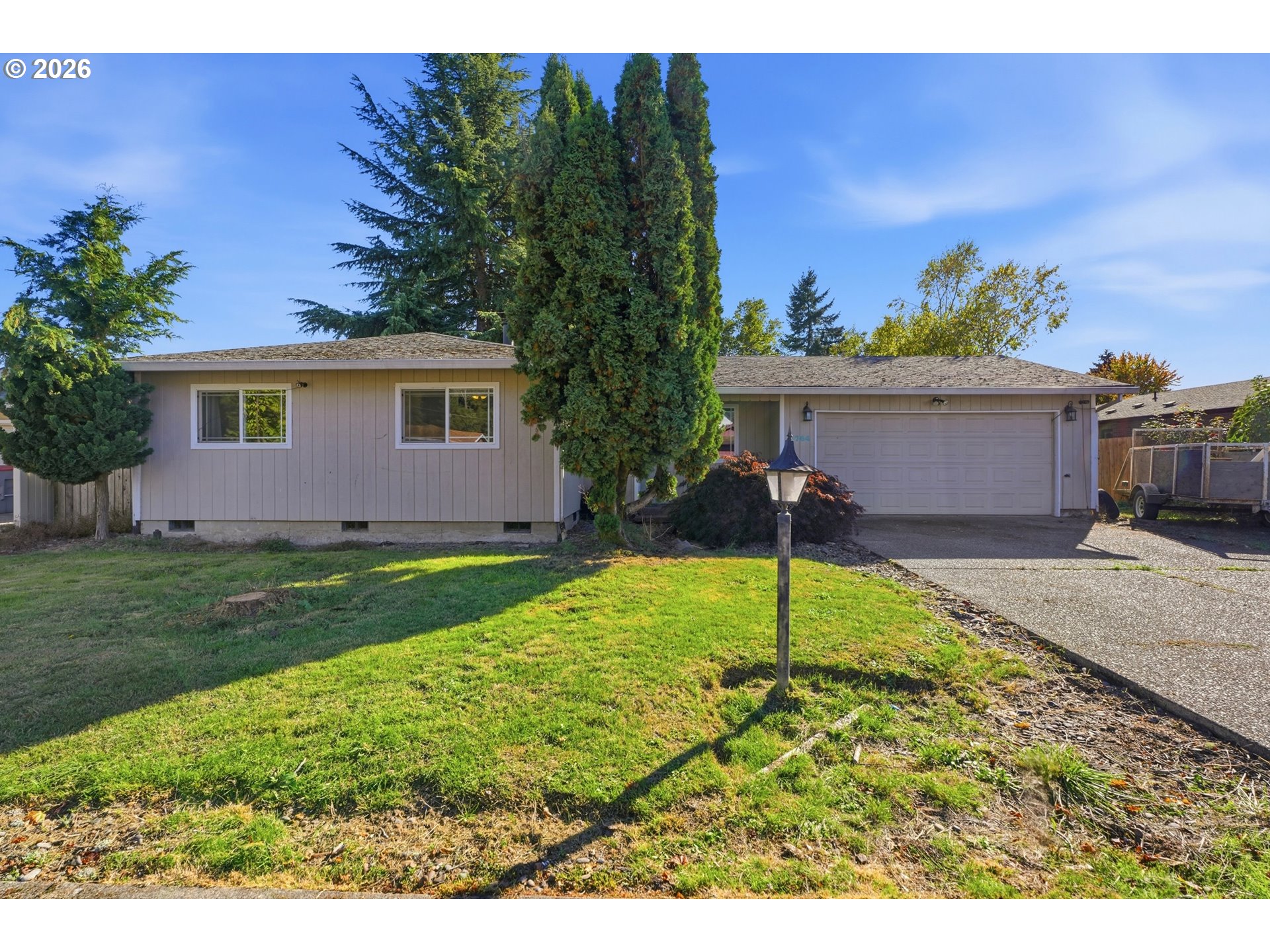 1764 SW Almond Ct — photo